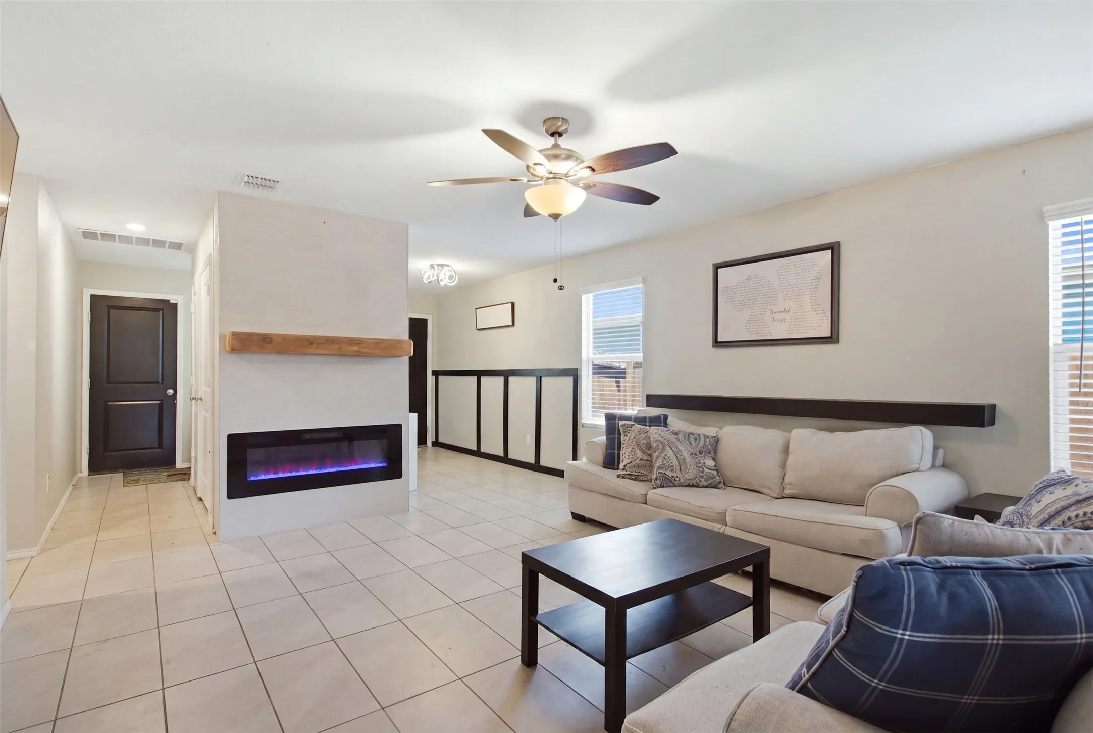 Single Family Residence For Sale in Collin County , 5907 Wedgemere Drive, Princeton, Texas 75407, 3 Bedroom, 2 Bathroom, 2 Garage spaces, 1,406 Sqft, built in 2022, Price $265,000, mls#21348235, Real Estate Agent in Princeton, Homes For Sale in Collin county, Homes For Sale in Princeton, Realtor in Princeton Texas, Real Estate Brokerage Independent Realty Texas, Luminita Cordes Realtor
