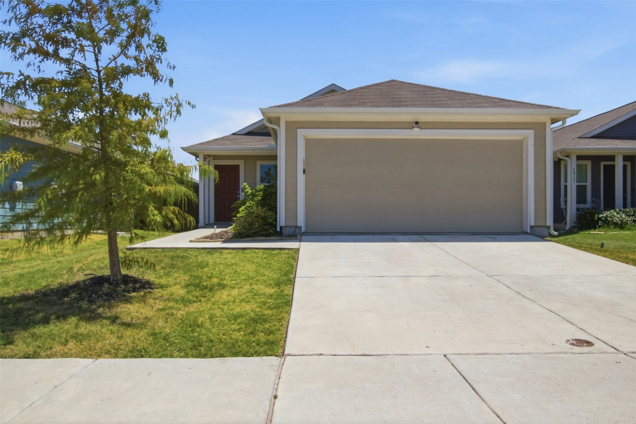 Single Family Residence For Sale in Collin County , 5907 Wedgemere Drive, Princeton, Texas 75407, 3 Bedroom, 2 Bathroom, 2 Garage spaces, 1,406 Sqft, built in 2022, Price $265,000, mls#21348235, Real Estate Agent in Princeton, Homes For Sale in Collin county, Homes For Sale in Princeton, Realtor in Princeton Texas, Real Estate Brokerage Independent Realty Texas, Luminita Cordes Realtor