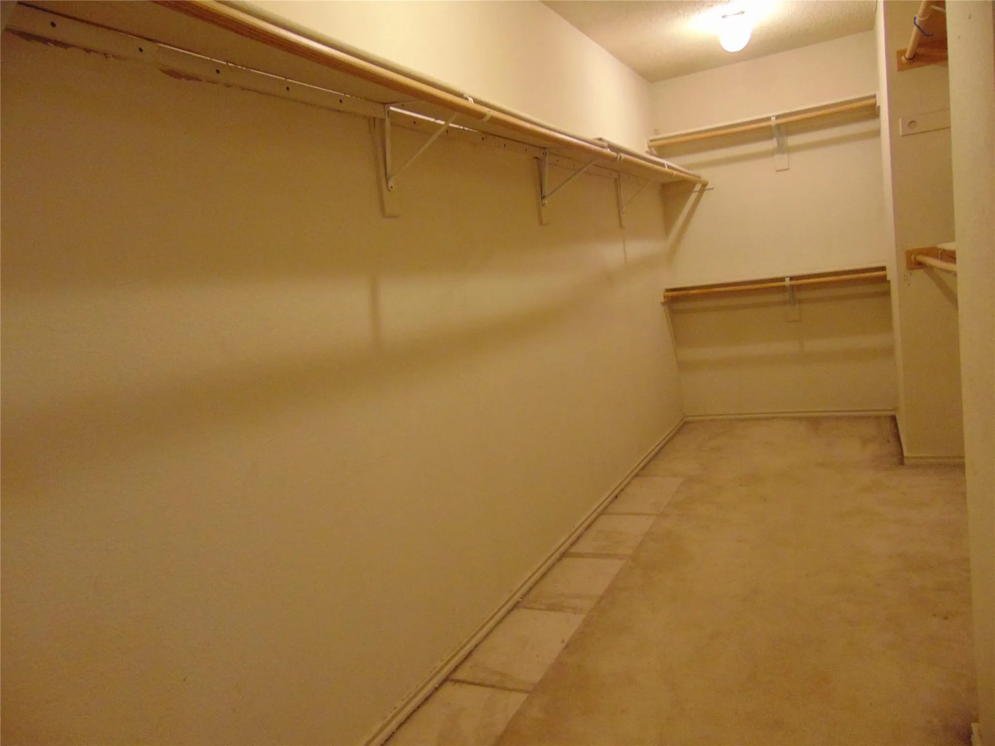 Single Family Residence For Rent in Tarrant County , 7009 Oconnor Street, Arlington, Texas 76002, 4 Bedroom, 3 Bathroom, Garage spaces, 3,292 Sqft, built in 2000, mls#21357314, Real Estate Agent in Arlington, Homes For Rent in Tarrant county, Homes For Rent in Arlington, Realtor in Arlington Texas, Real Estate Brokerage Independent Realty Texas, Luminita Cordes Realtor
