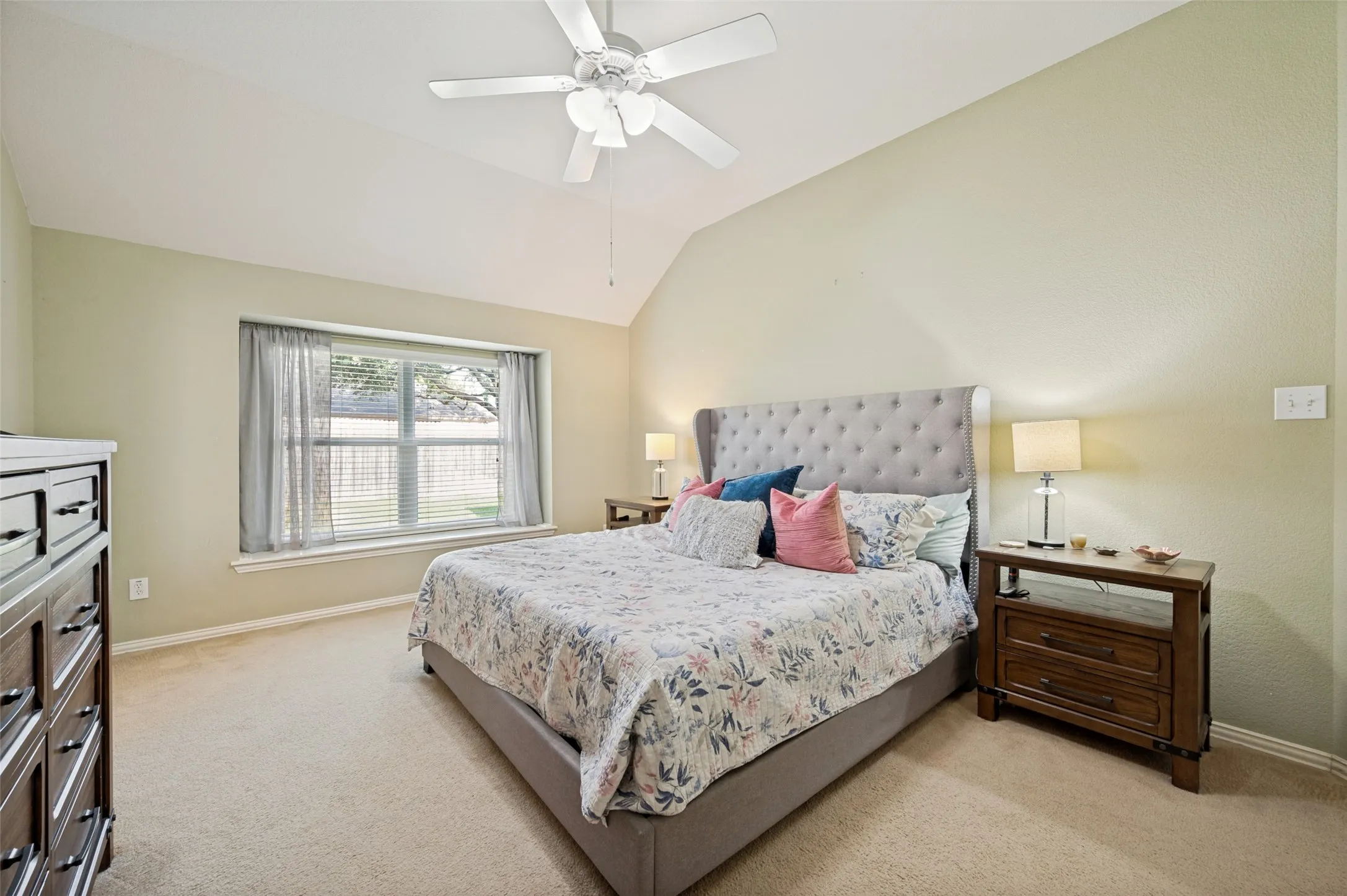 Single Family Residence For Sale in Denton County , 1421 Danielle Creek Drive, Little Elm, Texas 75068, 3 Bedroom, 2 Bathroom, 2 Garage spaces, 1,763 Sqft, built in 2008, Price $314,900, mls#21356653, Real Estate Agent in Little Elm, Homes For Sale in Denton county, Homes For Sale in Little Elm, Realtor in Little Elm Texas, Real Estate Brokerage Independent Realty Texas, Luminita Cordes Realtor