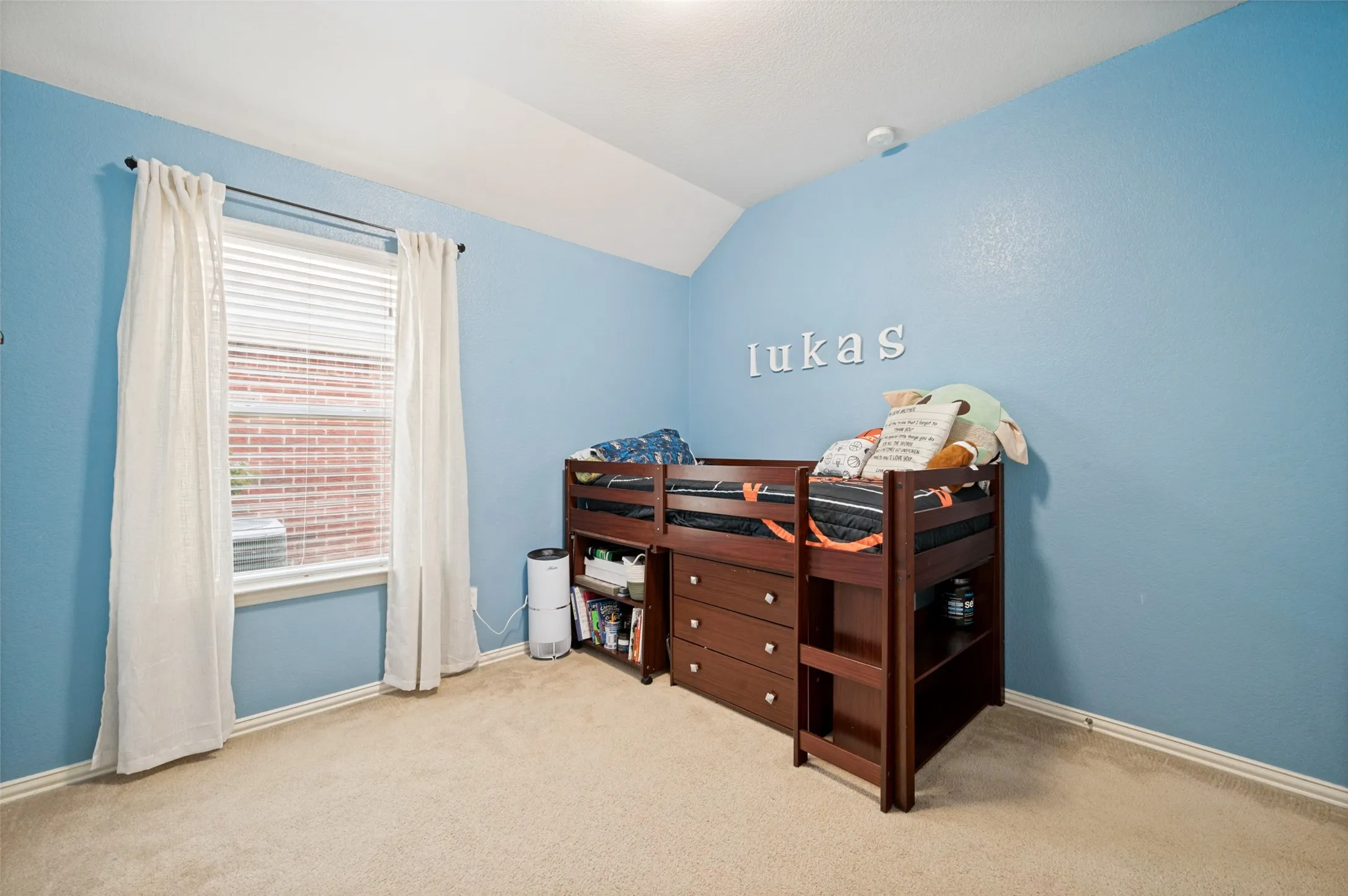 Single Family Residence For Sale in Denton County , 1421 Danielle Creek Drive, Little Elm, Texas 75068, 3 Bedroom, 2 Bathroom, 2 Garage spaces, 1,763 Sqft, built in 2008, Price $314,900, mls#21356653, Real Estate Agent in Little Elm, Homes For Sale in Denton county, Homes For Sale in Little Elm, Realtor in Little Elm Texas, Real Estate Brokerage Independent Realty Texas, Luminita Cordes Realtor