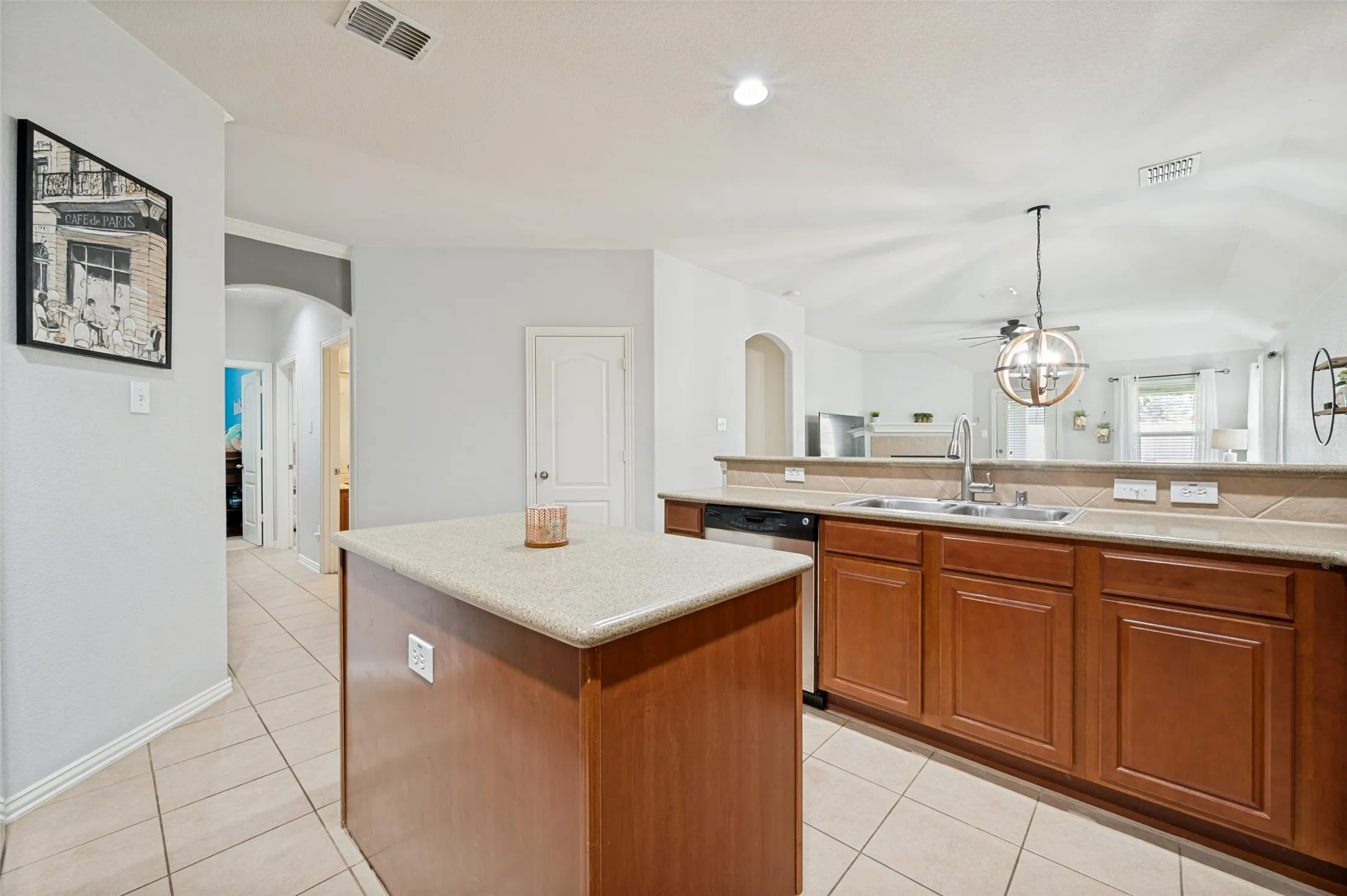 Single Family Residence For Sale in Denton County , 1421 Danielle Creek Drive, Little Elm, Texas 75068, 3 Bedroom, 2 Bathroom, 2 Garage spaces, 1,763 Sqft, built in 2008, Price $314,900, mls#21356653, Real Estate Agent in Little Elm, Homes For Sale in Denton county, Homes For Sale in Little Elm, Realtor in Little Elm Texas, Real Estate Brokerage Independent Realty Texas, Luminita Cordes Realtor
