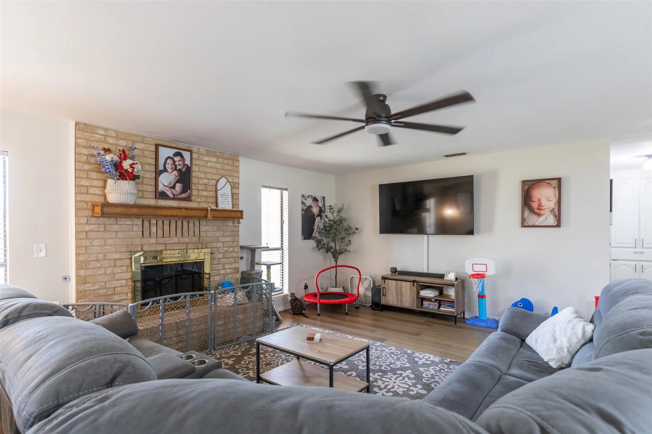 Single Family Residence For Sale in Taylor County , 612 N 2nd, Merkel, Texas 79536, 3 Bedroom, 2 Bathroom, Garage spaces, 1,911 Sqft, built in 1986, mls#21356171, Real Estate Agent in Merkel, Homes For Sale in Taylor county, Homes For Sale in Merkel, Realtor in Merkel Texas, Real Estate Brokerage Independent Realty Texas, Luminita Cordes Realtor