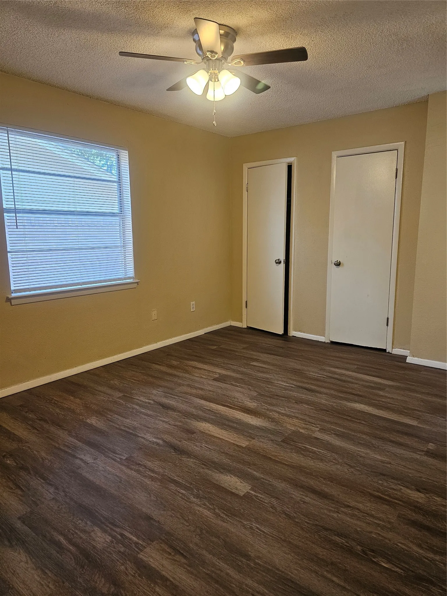 Single Family Residence For Rent in Tarrant County , 5604 Macarthur Drive, Fort Worth, Texas 76112, 4 Bedroom, 2 Bathroom, Garage spaces, 1,491 Sqft, built in 1972, mls#21357320, Real Estate Agent in Fort Worth, Homes For Rent in Tarrant county, Homes For Rent in Fort Worth, Realtor in Fort Worth Texas, Real Estate Brokerage Independent Realty Texas, Luminita Cordes Realtor