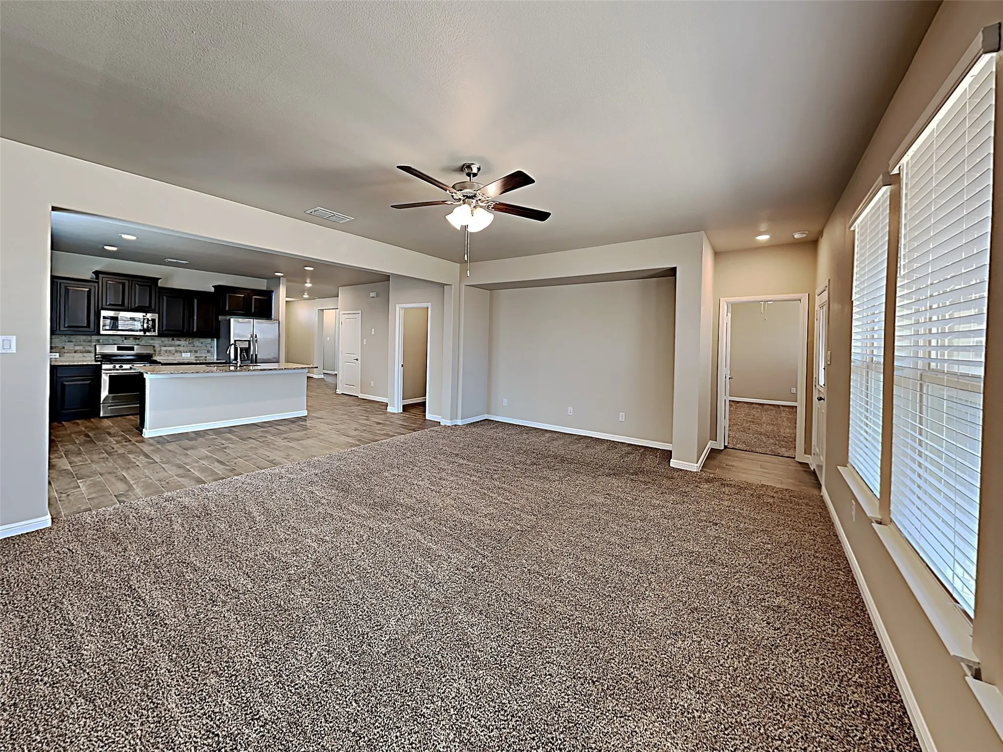 Single Family Residence For Sale in Ellis County , 2606 Lavender Lane, Glenn Heights, Texas 75154, 3 Bedroom, 2 Bathroom, 2 Garage spaces, 2,207 Sqft, built in 2019, mls#21357321, Real Estate Agent in Glenn Heights, Homes For Sale in Ellis county, Homes For Sale in Glenn Heights, Realtor in Glenn Heights Texas, Real Estate Brokerage Independent Realty Texas, Luminita Cordes Realtor