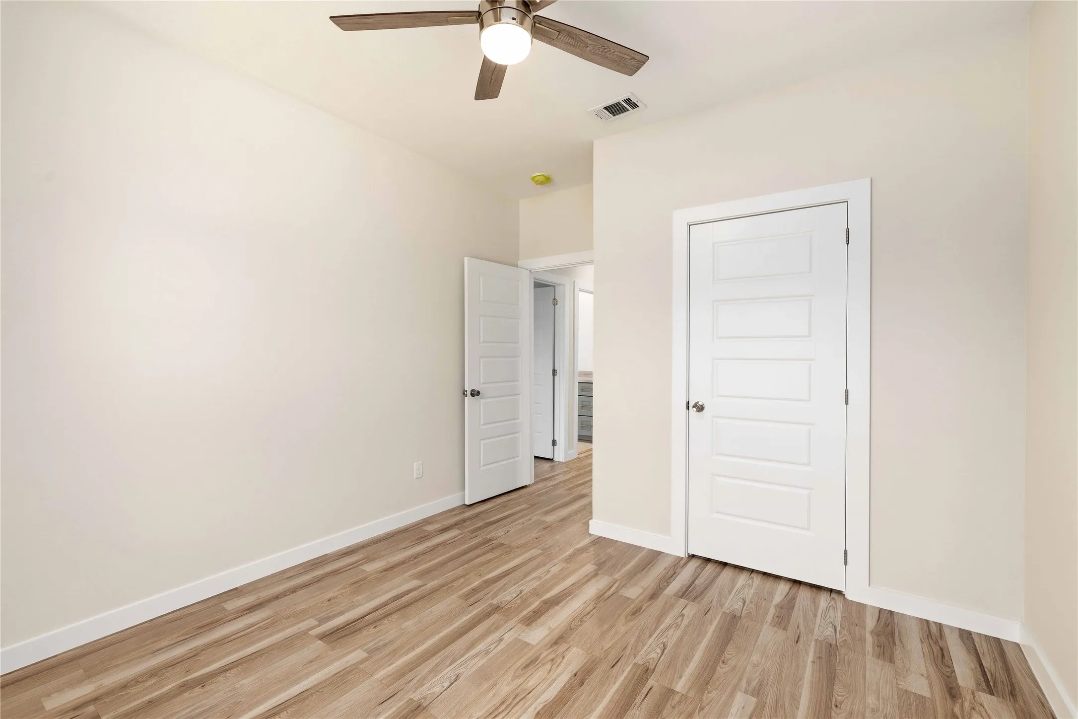 Single Family Residence For Sale in Brown County , 1613 1/2 2nd Street, Brownwood, Texas 76801, 3 Bedroom, 2 Bathroom, Garage spaces, 1,450 Sqft, built in 2026, mls#21352575, Real Estate Agent in Brownwood, Homes For Sale in Brown county, Homes For Sale in Brownwood, Realtor in Brownwood Texas, Real Estate Brokerage Independent Realty Texas, Luminita Cordes Realtor