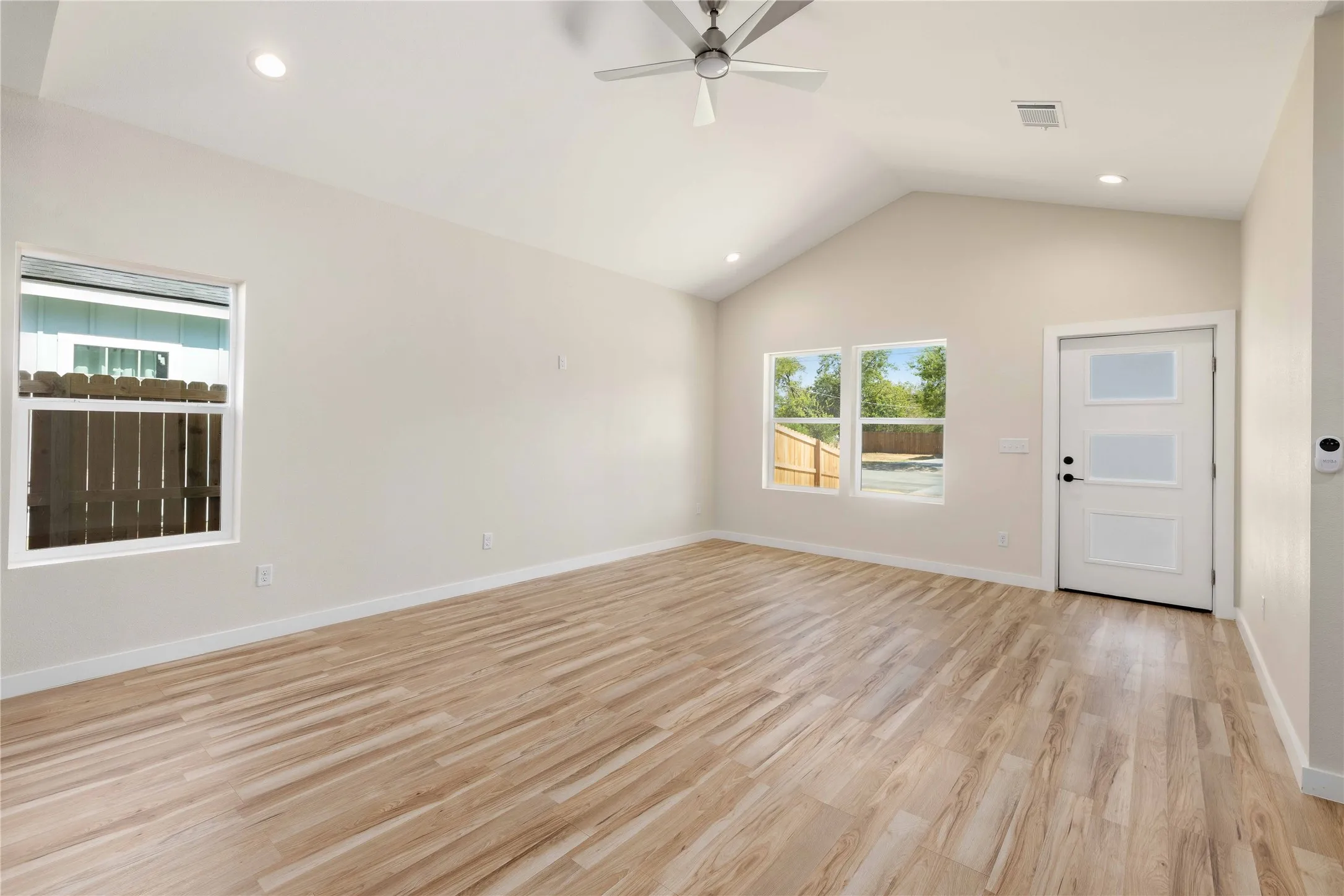 Single Family Residence For Sale in Brown County , 1613 1/2 2nd Street, Brownwood, Texas 76801, 3 Bedroom, 2 Bathroom, Garage spaces, 1,450 Sqft, built in 2026, mls#21352575, Real Estate Agent in Brownwood, Homes For Sale in Brown county, Homes For Sale in Brownwood, Realtor in Brownwood Texas, Real Estate Brokerage Independent Realty Texas, Luminita Cordes Realtor