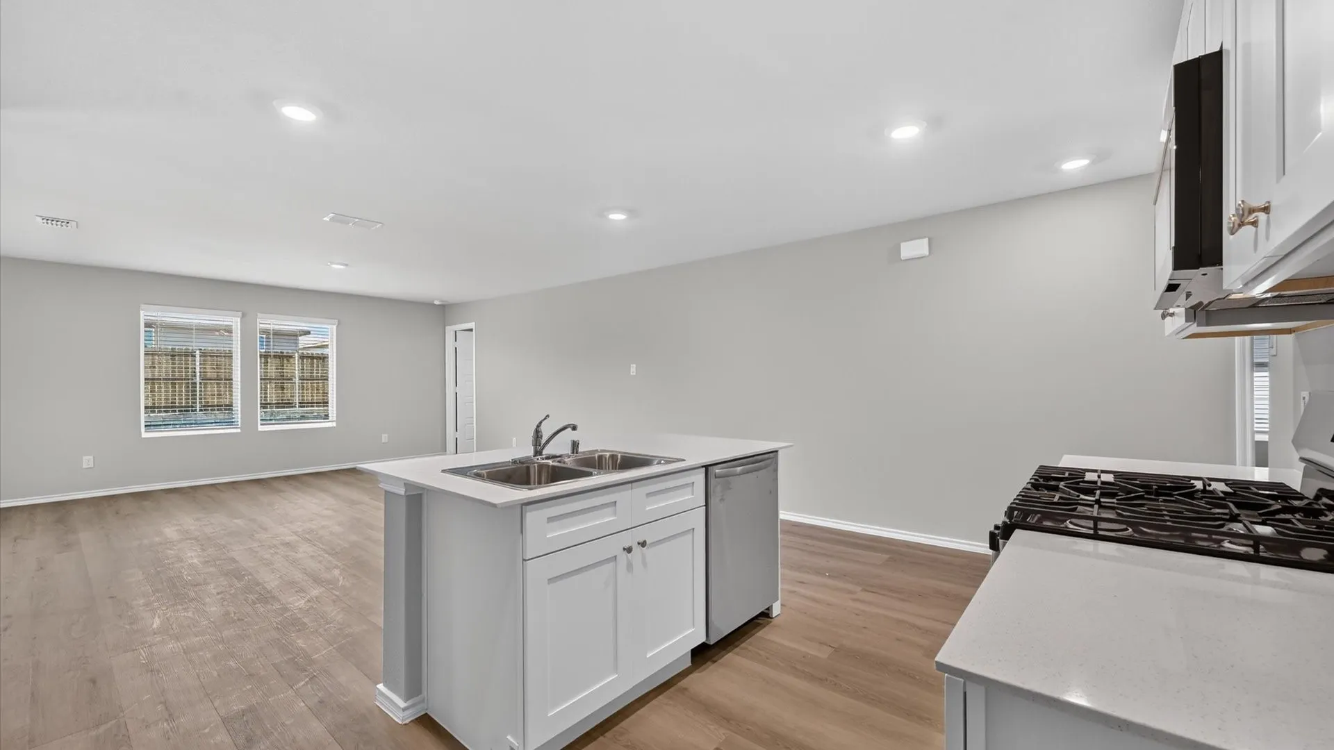 Single Family Residence For Sale in Johnson County , 344 WAYLAND Street, Keene, Texas 76059, 3 Bedroom, 2 Bathroom, 2 Garage spaces, 1,364 Sqft, built in 2026, mls#21355582, Real Estate Agent in Keene, Homes For Sale in Johnson county, Homes For Sale in Keene, Realtor in Keene Texas, Real Estate Brokerage Independent Realty Texas, Luminita Cordes Realtor