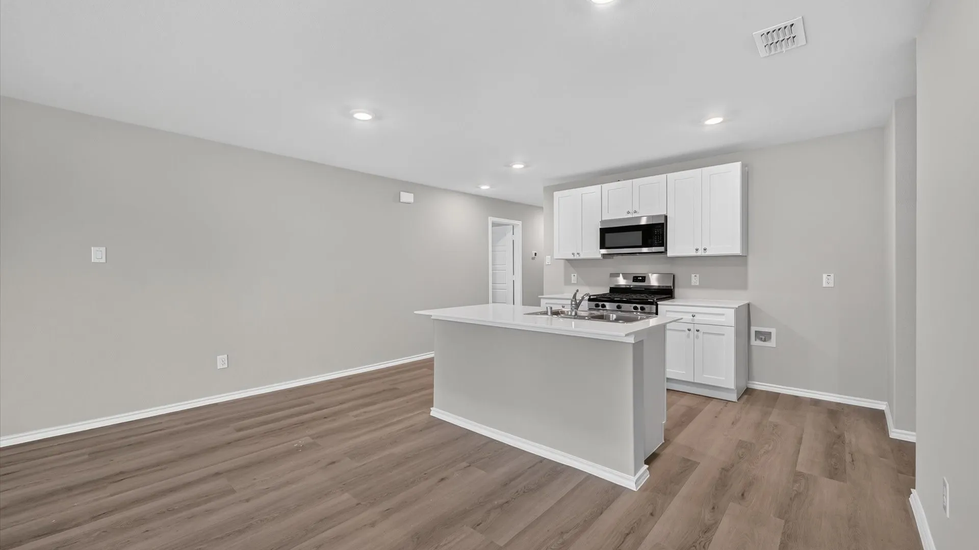 Single Family Residence For Sale in Johnson County , 344 WAYLAND Street, Keene, Texas 76059, 3 Bedroom, 2 Bathroom, 2 Garage spaces, 1,364 Sqft, built in 2026, mls#21355582, Real Estate Agent in Keene, Homes For Sale in Johnson county, Homes For Sale in Keene, Realtor in Keene Texas, Real Estate Brokerage Independent Realty Texas, Luminita Cordes Realtor
