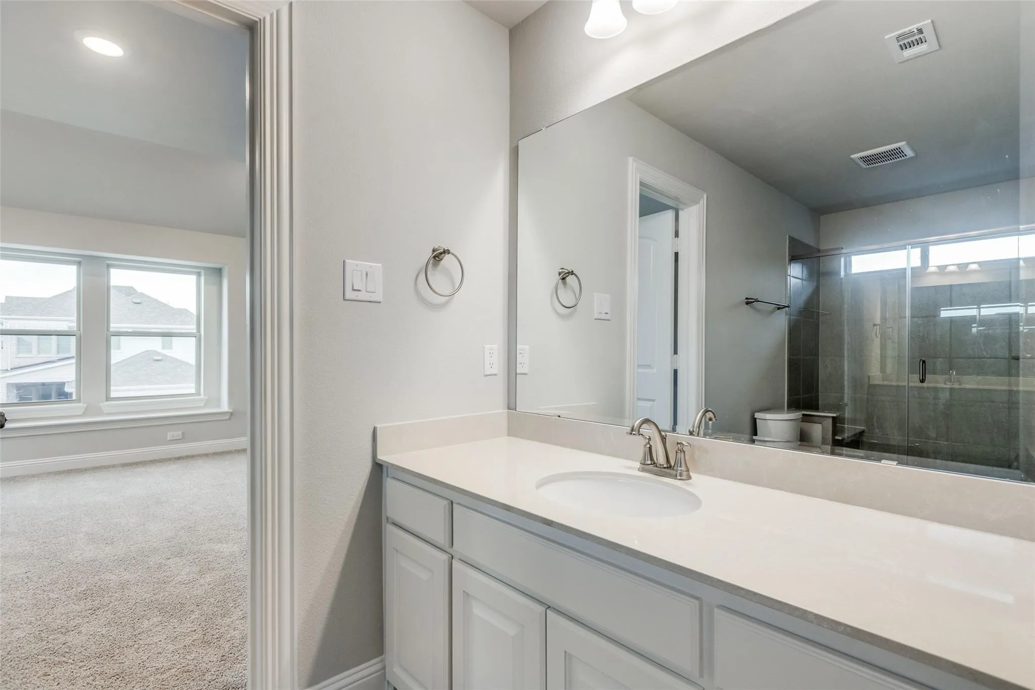 Single Family Residence For Rent in Collin County , 4516 Sovereignty Drive, Mc Kinney, Texas 75070, 4 Bedroom, 4 Bathroom, 2 Garage spaces, 3,558 Sqft, built in 2024, mls#21336995, Real Estate Agent in Mc Kinney, Homes For Rent in Collin county, Homes For Rent in Mc Kinney, Realtor in Mc Kinney Texas, Real Estate Brokerage Independent Realty Texas, Luminita Cordes Realtor