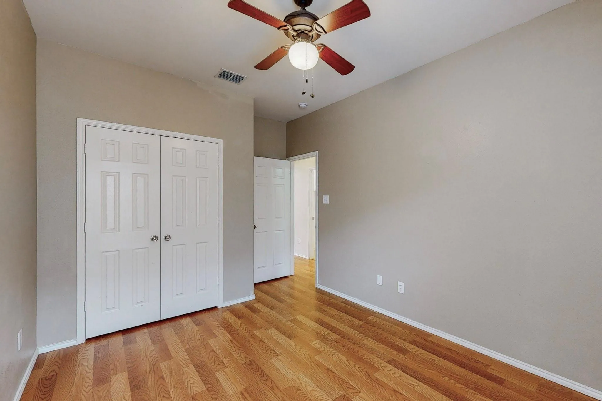 Single Family Residence For Rent in Denton County , 1065 Aviary Drive, Aubrey, Texas 76227, 3 Bedroom, 2 Bathroom, 2 Garage spaces, 1,816 Sqft, built in 2004, Price $2,300, mls#21357304, Real Estate Agent in Aubrey, Homes For Rent in Denton county, Homes For Rent in Aubrey, Realtor in Aubrey Texas, Real Estate Brokerage Independent Realty Texas, Luminita Cordes Realtor