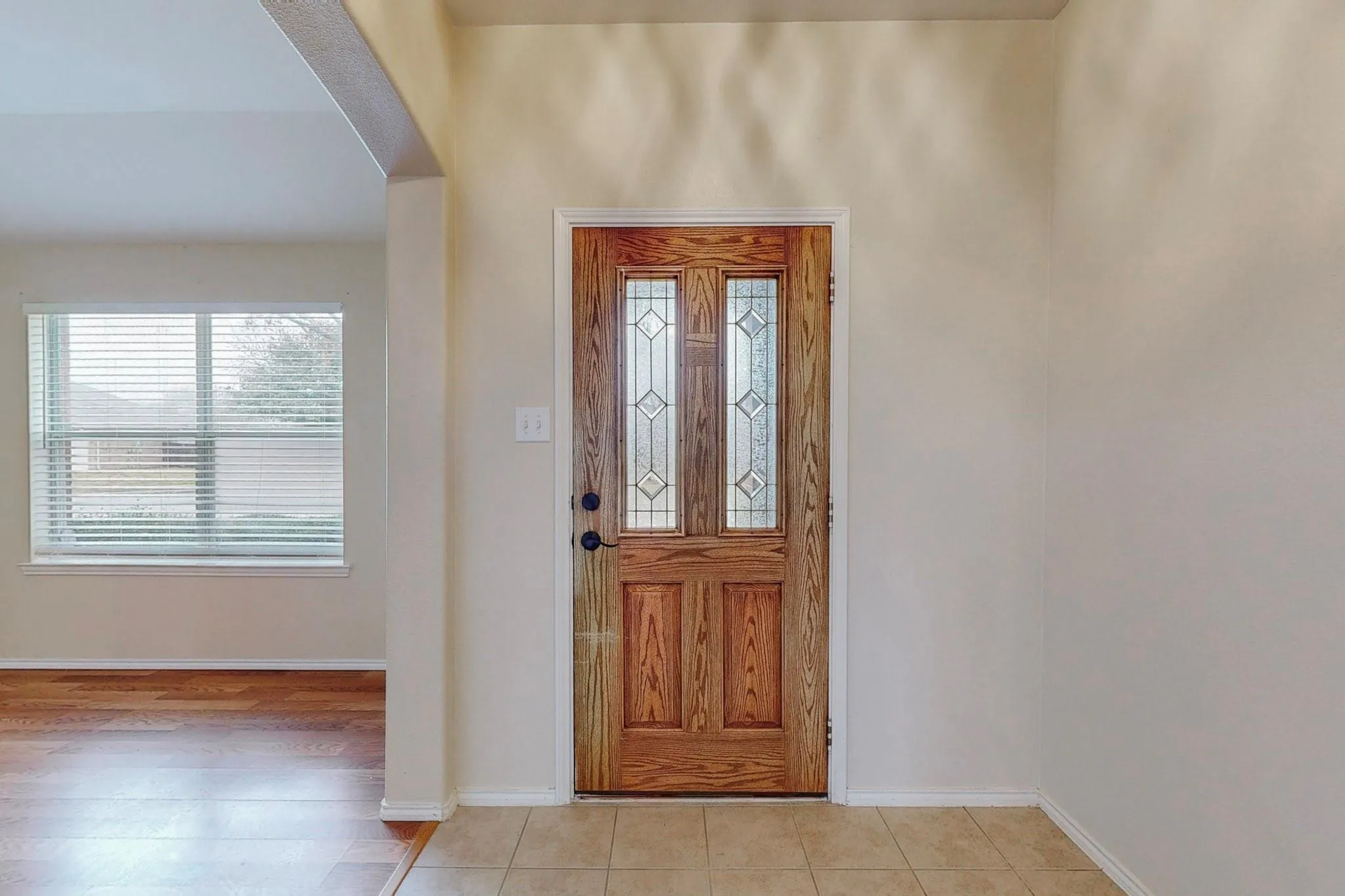 Single Family Residence For Rent in Denton County , 1065 Aviary Drive, Aubrey, Texas 76227, 3 Bedroom, 2 Bathroom, 2 Garage spaces, 1,816 Sqft, built in 2004, Price $2,300, mls#21357304, Real Estate Agent in Aubrey, Homes For Rent in Denton county, Homes For Rent in Aubrey, Realtor in Aubrey Texas, Real Estate Brokerage Independent Realty Texas, Luminita Cordes Realtor