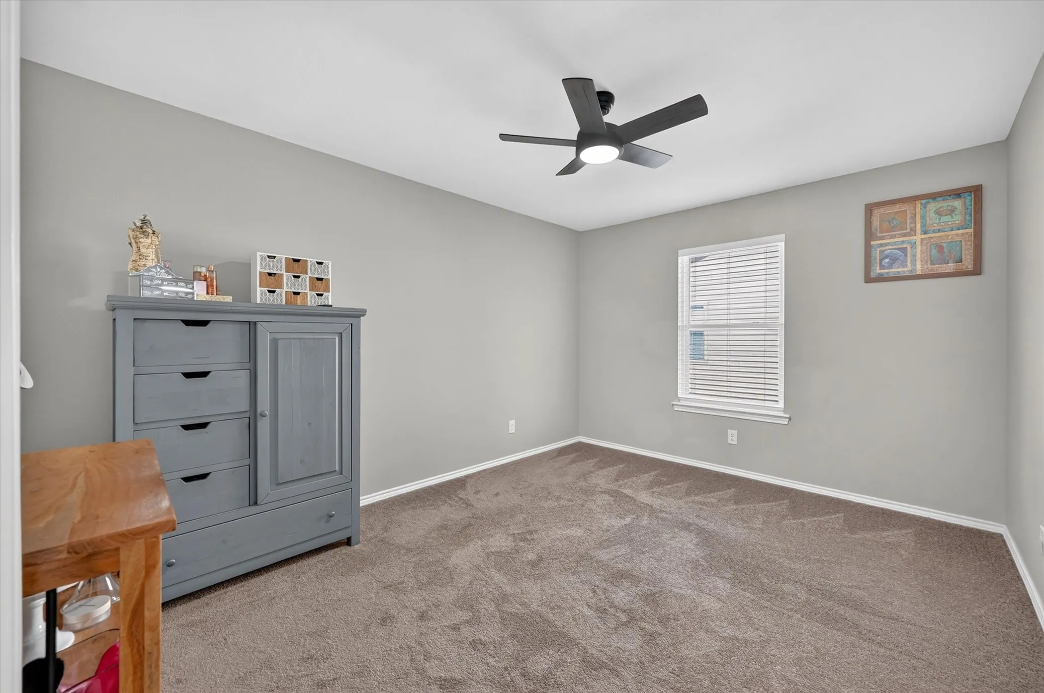 Townhouse For Sale in Tarrant County , 5662 Cedar Creek Drive, Benbrook, Texas 76109, 3 Bedroom, 2 Bathroom, Garage spaces, 1,155 Sqft, built in 1984, mls#21355120, Real Estate Agent in Benbrook, Homes For Sale in Tarrant county, Homes For Sale in Benbrook, Realtor in Benbrook Texas, Real Estate Brokerage Independent Realty Texas, Luminita Cordes Realtor