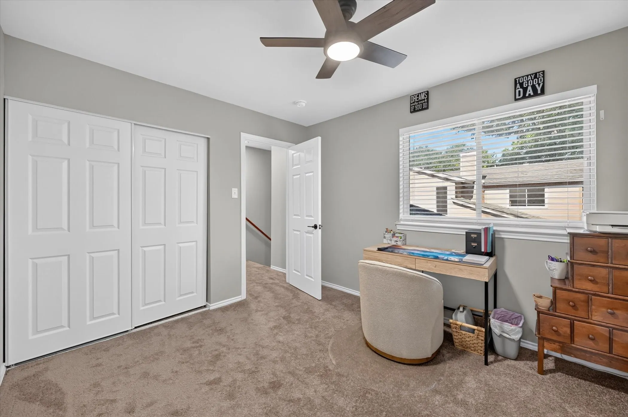 Townhouse For Sale in Tarrant County , 5662 Cedar Creek Drive, Benbrook, Texas 76109, 3 Bedroom, 2 Bathroom, Garage spaces, 1,155 Sqft, built in 1984, mls#21355120, Real Estate Agent in Benbrook, Homes For Sale in Tarrant county, Homes For Sale in Benbrook, Realtor in Benbrook Texas, Real Estate Brokerage Independent Realty Texas, Luminita Cordes Realtor