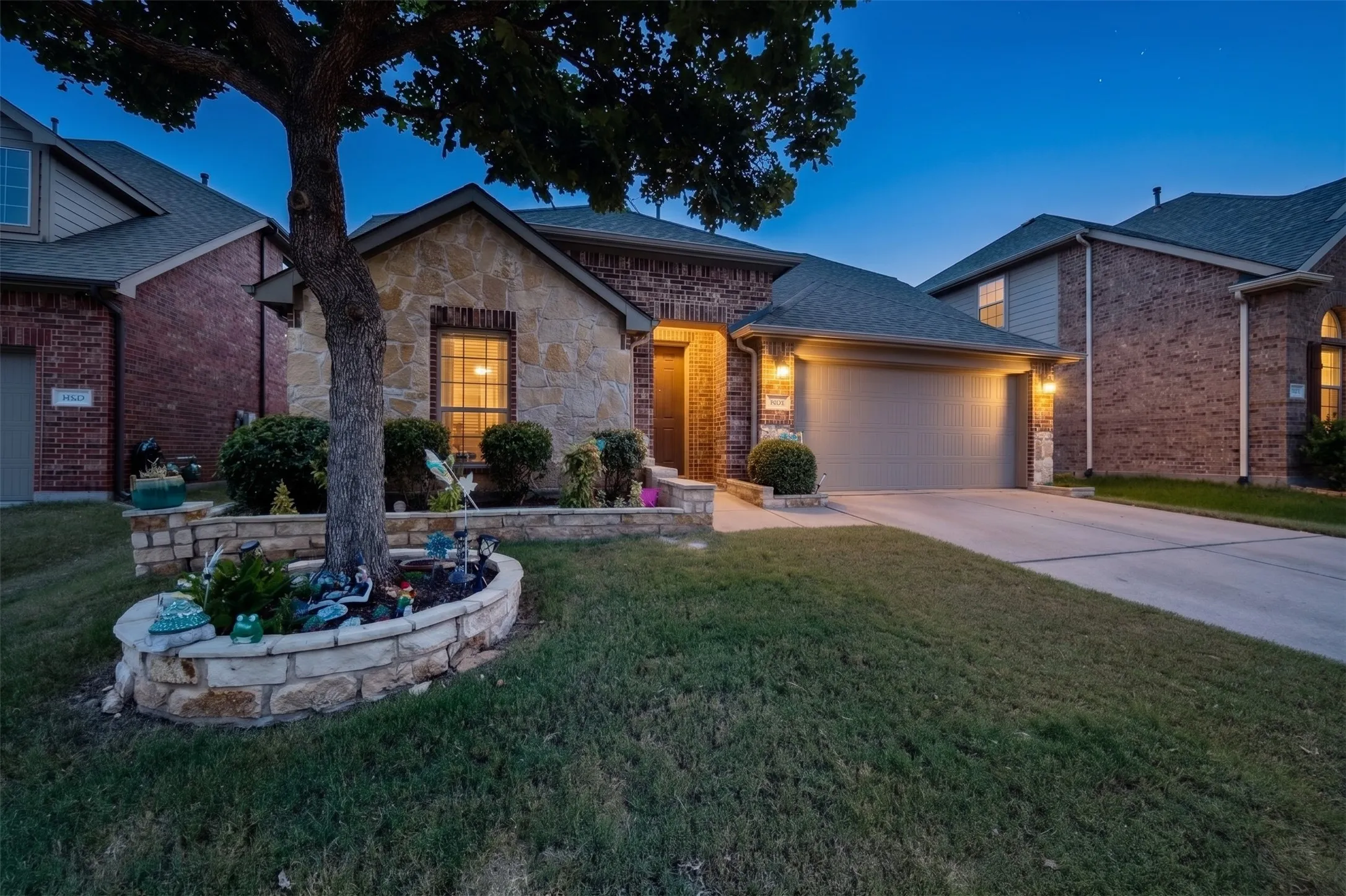 Single Family Residence For Rent in Collin County , 10529 N Jackson Hole Lane, Mc Kinney, Texas 75072, 4 Bedroom, 2 Bathroom, 2 Garage spaces, 2,033 Sqft, built in 2015, mls#21357336, Real Estate Agent in Mc Kinney, Homes For Rent in Collin county, Homes For Rent in Mc Kinney, Realtor in Mc Kinney Texas, Real Estate Brokerage Independent Realty Texas, Luminita Cordes Realtor