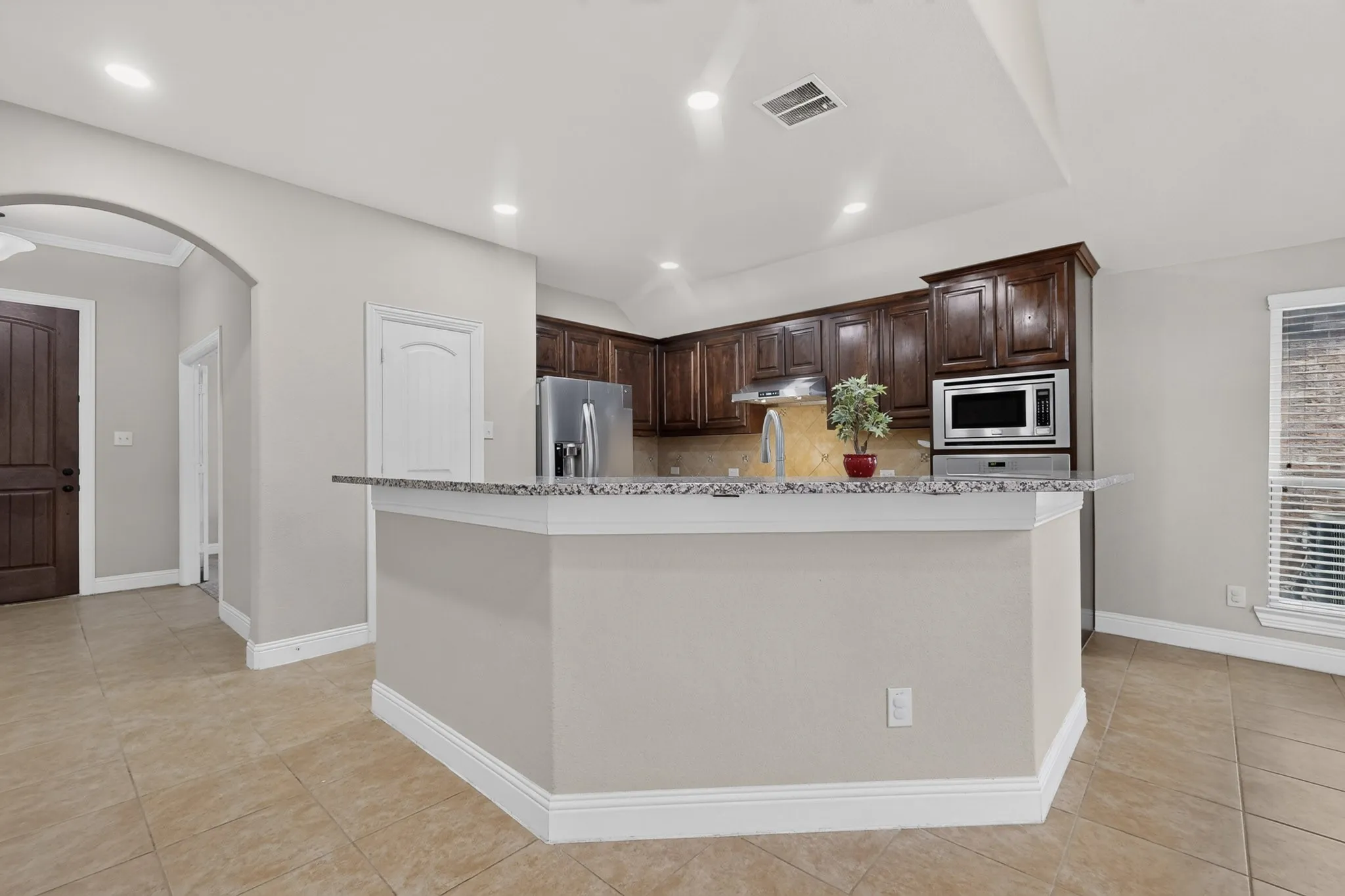 Single Family Residence For Rent in Collin County , 10529 N Jackson Hole Lane, Mc Kinney, Texas 75072, 4 Bedroom, 2 Bathroom, 2 Garage spaces, 2,033 Sqft, built in 2015, mls#21357336, Real Estate Agent in Mc Kinney, Homes For Rent in Collin county, Homes For Rent in Mc Kinney, Realtor in Mc Kinney Texas, Real Estate Brokerage Independent Realty Texas, Luminita Cordes Realtor