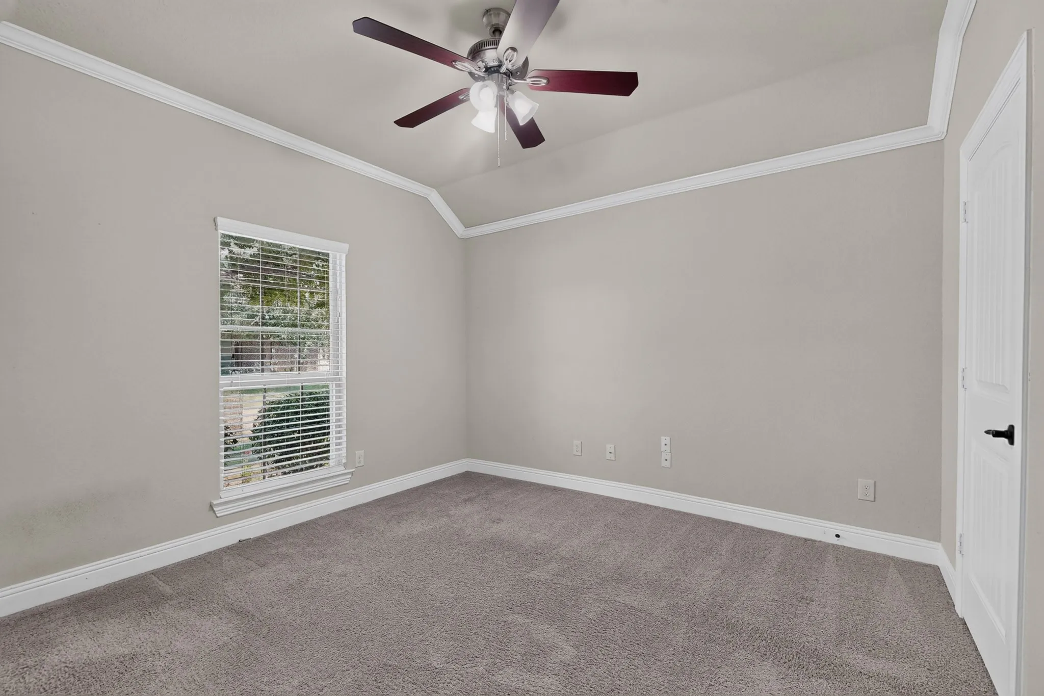 Single Family Residence For Rent in Collin County , 10529 N Jackson Hole Lane, Mc Kinney, Texas 75072, 4 Bedroom, 2 Bathroom, 2 Garage spaces, 2,033 Sqft, built in 2015, mls#21357336, Real Estate Agent in Mc Kinney, Homes For Rent in Collin county, Homes For Rent in Mc Kinney, Realtor in Mc Kinney Texas, Real Estate Brokerage Independent Realty Texas, Luminita Cordes Realtor