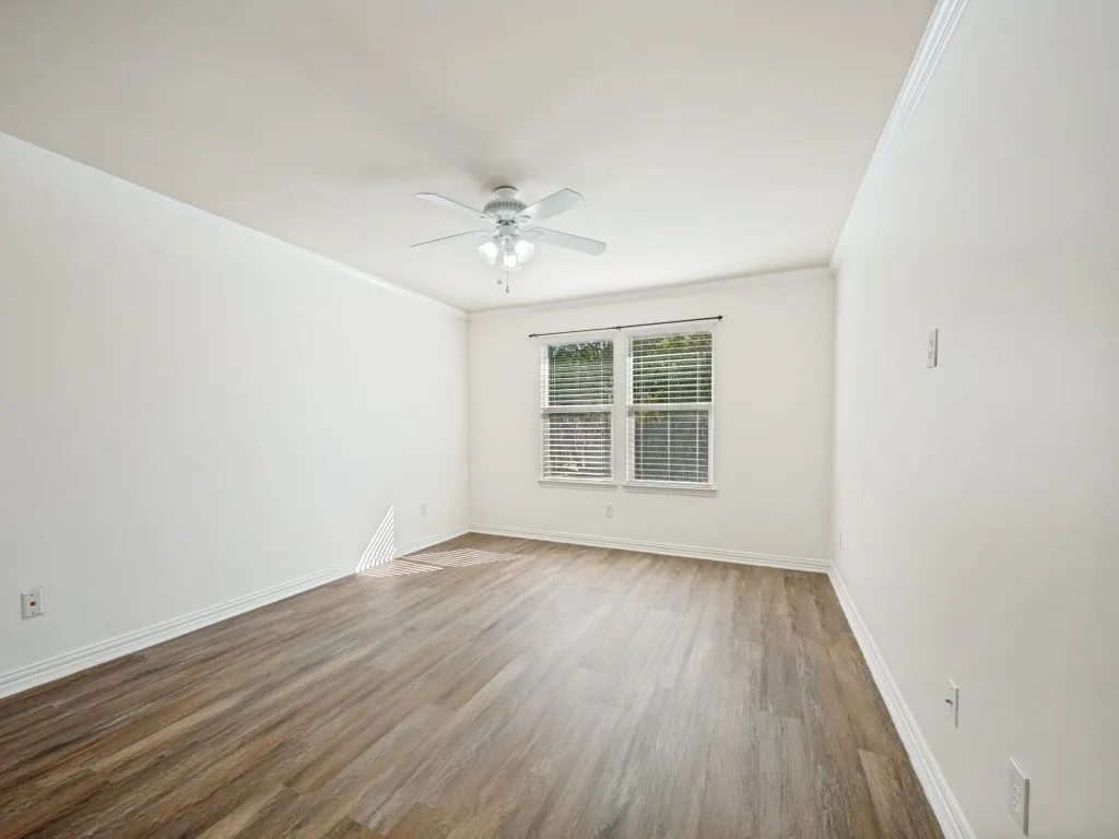 Single Family Residence For Sale in Tarrant County , 1281 Wysteria Lane, Burleson, Texas 76028, 3 Bedroom, 2 Bathroom, 2 Garage spaces, 1,621 Sqft, built in 2012, mls#21339246, Real Estate Agent in Burleson, Homes For Sale in Tarrant county, Homes For Sale in Burleson, Realtor in Burleson Texas, Real Estate Brokerage Independent Realty Texas, Luminita Cordes Realtor