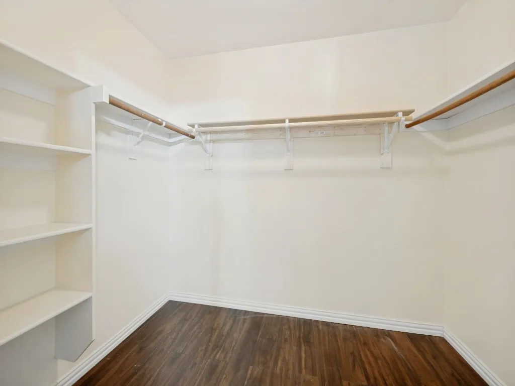 Single Family Residence For Sale in Tarrant County , 1281 Wysteria Lane, Burleson, Texas 76028, 3 Bedroom, 2 Bathroom, 2 Garage spaces, 1,621 Sqft, built in 2012, mls#21339246, Real Estate Agent in Burleson, Homes For Sale in Tarrant county, Homes For Sale in Burleson, Realtor in Burleson Texas, Real Estate Brokerage Independent Realty Texas, Luminita Cordes Realtor