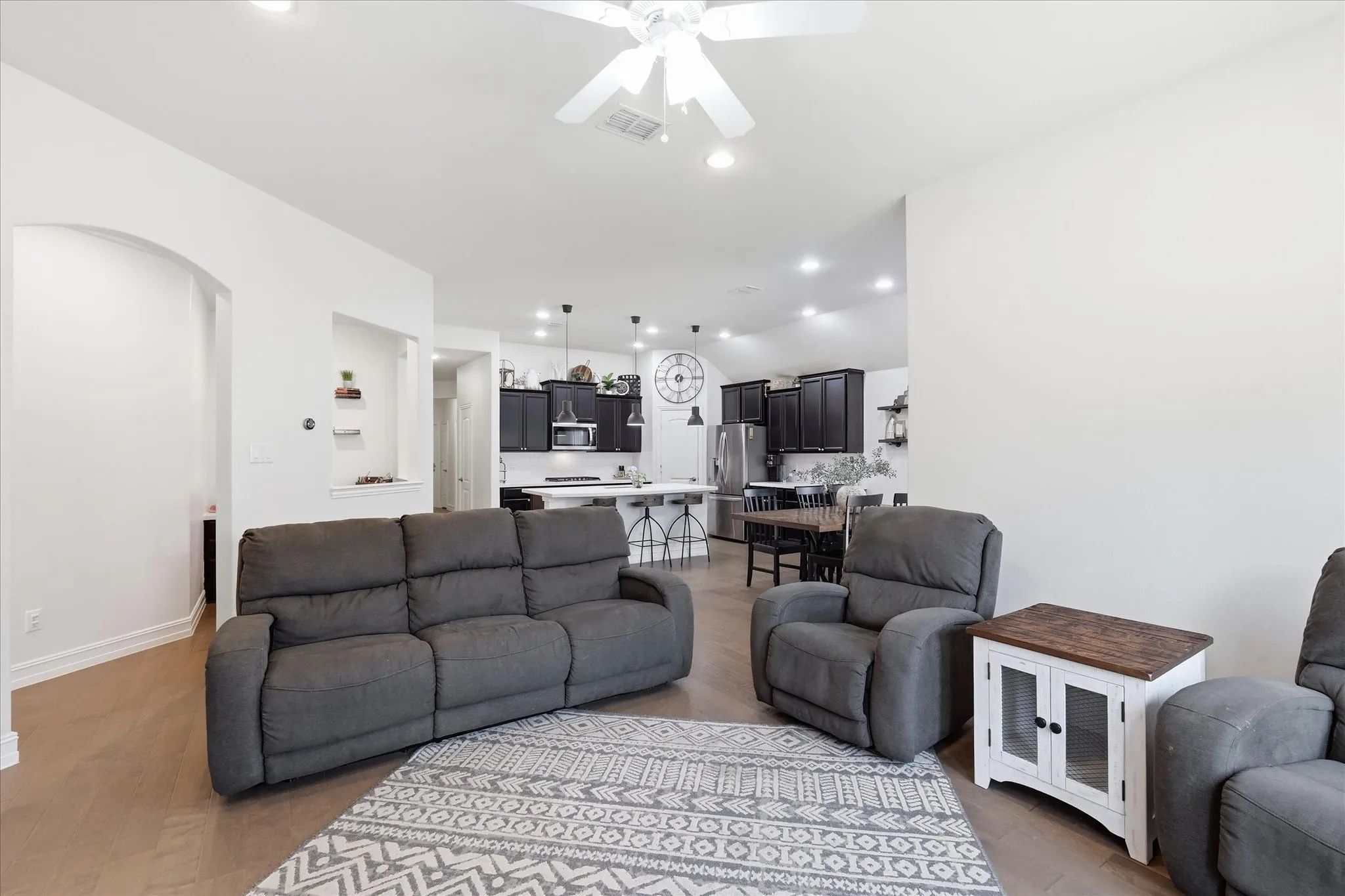 Single Family Residence For Sale in Denton County , 1429 Westborough Drive, Northlake, Texas 76226, 4 Bedroom, 2 Bathroom, 2 Garage spaces, 1,963 Sqft, built in 2016, mls#21353790, Real Estate Agent in Northlake, Homes For Sale in Denton county, Homes For Sale in Northlake, Realtor in Northlake Texas, Real Estate Brokerage Independent Realty Texas, Luminita Cordes Realtor
