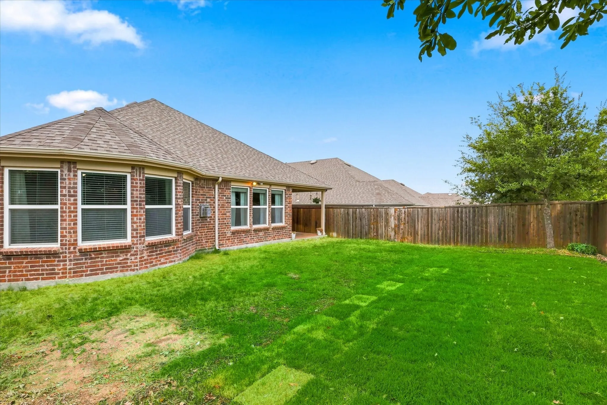 Single Family Residence For Sale in Denton County , 1429 Westborough Drive, Northlake, Texas 76226, 4 Bedroom, 2 Bathroom, 2 Garage spaces, 1,963 Sqft, built in 2016, mls#21353790, Real Estate Agent in Northlake, Homes For Sale in Denton county, Homes For Sale in Northlake, Realtor in Northlake Texas, Real Estate Brokerage Independent Realty Texas, Luminita Cordes Realtor
