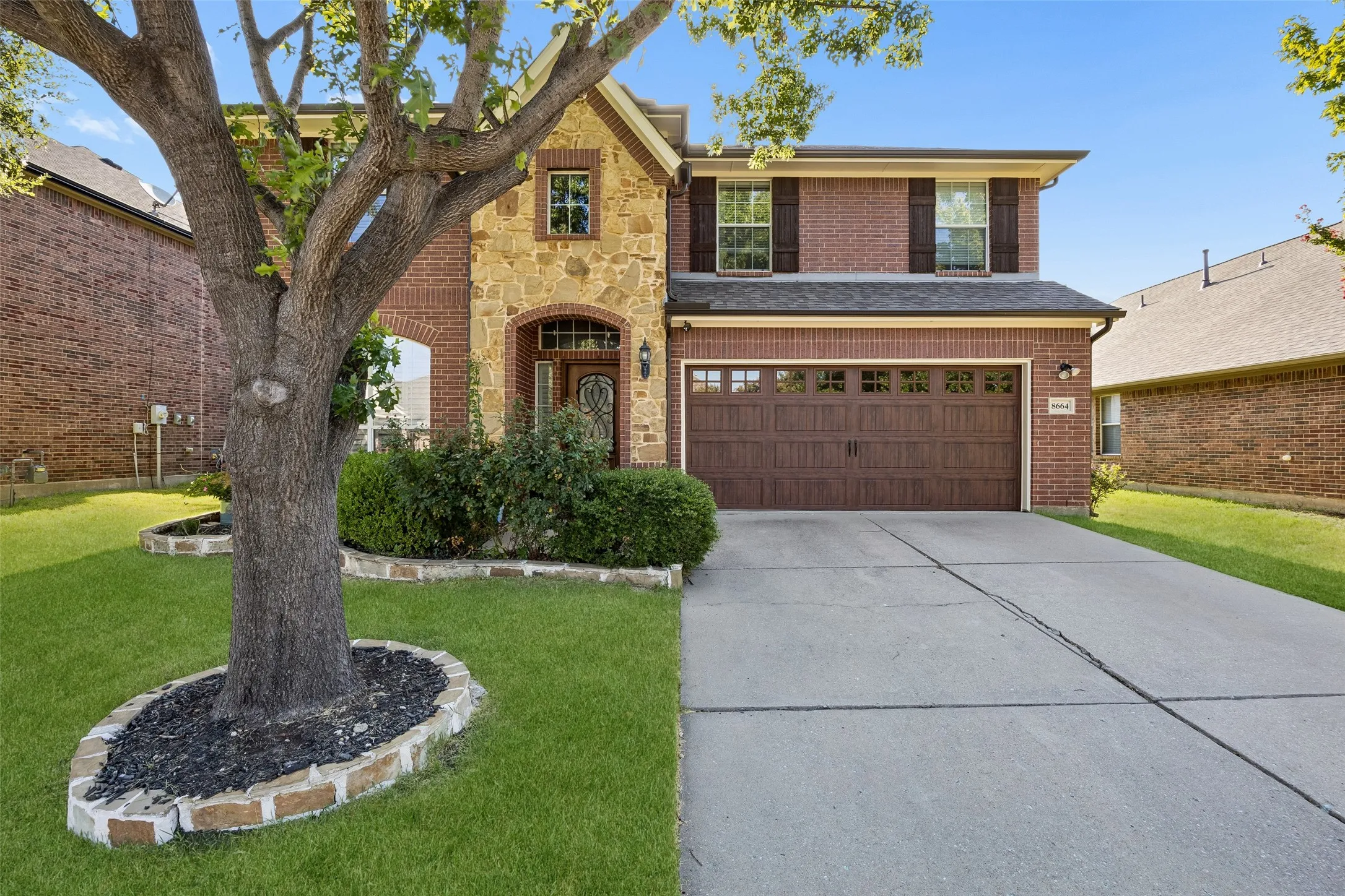 Single Family Residence For Sale in Denton County , 8664 Marion Drive, Frisco, Texas 75036, 4 Bedroom, 3 Bathroom, 2 Garage spaces, 2,828 Sqft, built in 2005, mls#21355549, Real Estate Agent in Frisco, Homes For Sale in Denton county, Homes For Sale in Frisco, Realtor in Frisco Texas, Real Estate Brokerage Independent Realty Texas, Luminita Cordes Realtor