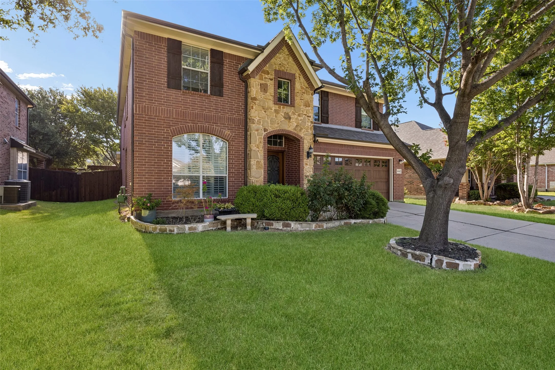 Single Family Residence For Sale in Denton County , 8664 Marion Drive, Frisco, Texas 75036, 4 Bedroom, 3 Bathroom, 2 Garage spaces, 2,828 Sqft, built in 2005, mls#21355549, Real Estate Agent in Frisco, Homes For Sale in Denton county, Homes For Sale in Frisco, Realtor in Frisco Texas, Real Estate Brokerage Independent Realty Texas, Luminita Cordes Realtor