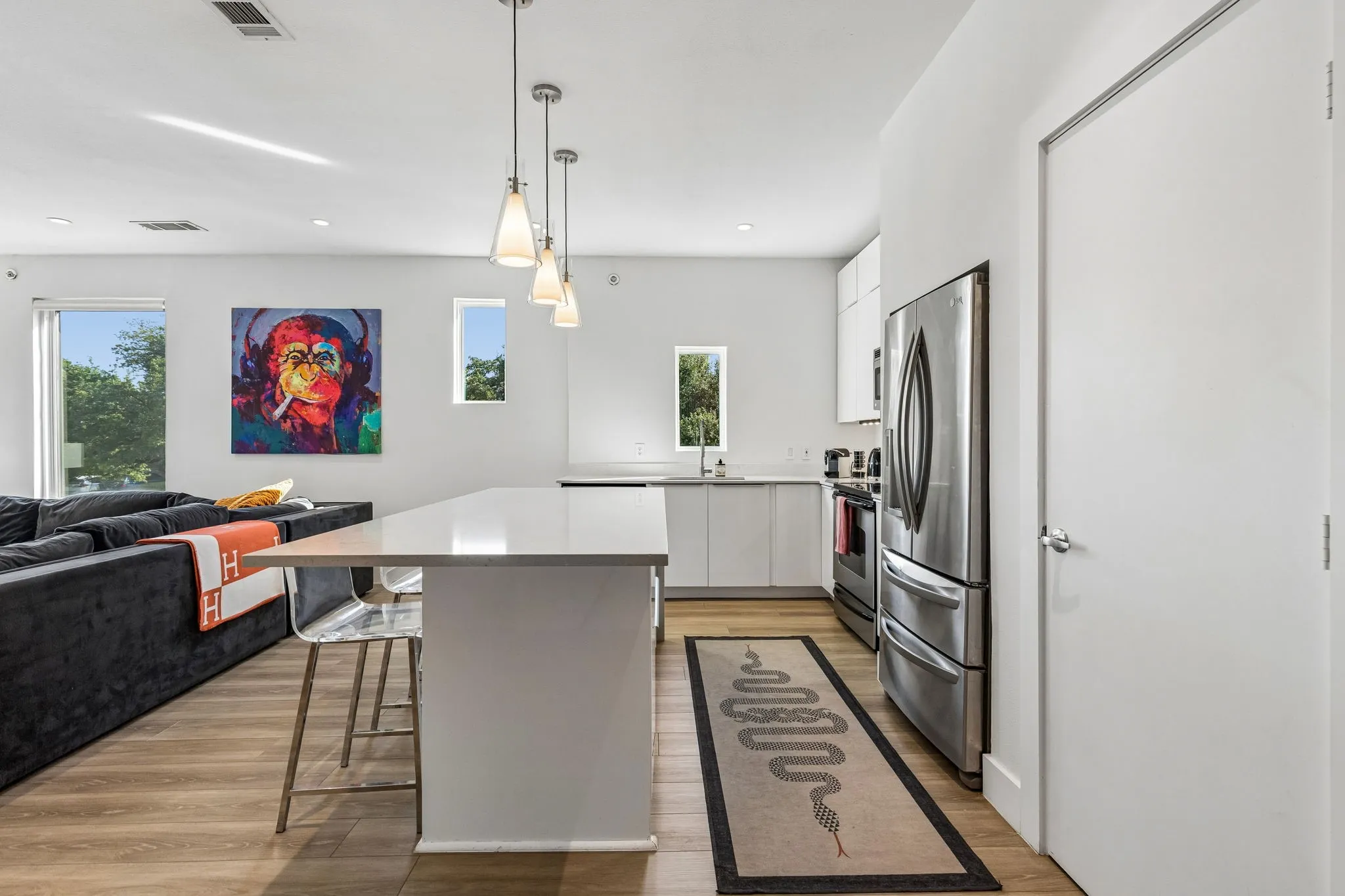 Condominium For Sale in Dallas County , 4107 Bowser Avenue 102, Dallas, Texas 75219, 2 Bedroom, 2 Bathroom, 2 Garage spaces, 1,314 Sqft, built in 2008, mls#21355356, Real Estate Agent in Dallas, Homes For Sale in Dallas county, Homes For Sale in Dallas, Realtor in Dallas Texas, Real Estate Brokerage Independent Realty Texas, Luminita Cordes Realtor