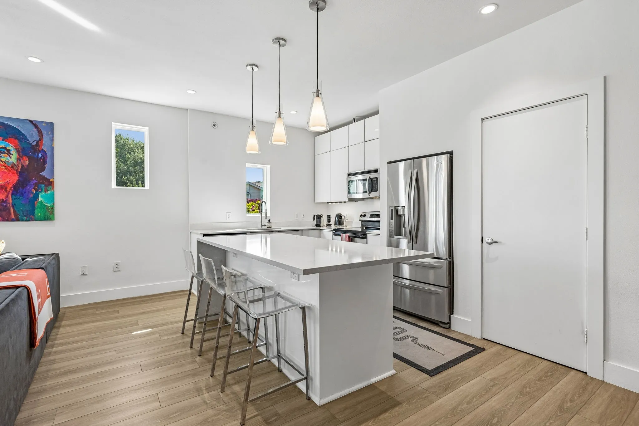Condominium For Sale in Dallas County , 4107 Bowser Avenue 102, Dallas, Texas 75219, 2 Bedroom, 2 Bathroom, 2 Garage spaces, 1,314 Sqft, built in 2008, mls#21355356, Real Estate Agent in Dallas, Homes For Sale in Dallas county, Homes For Sale in Dallas, Realtor in Dallas Texas, Real Estate Brokerage Independent Realty Texas, Luminita Cordes Realtor