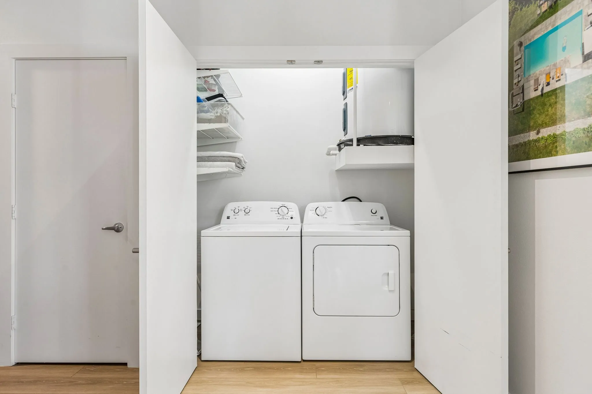 Condominium For Sale in Dallas County , 4107 Bowser Avenue 102, Dallas, Texas 75219, 2 Bedroom, 2 Bathroom, 2 Garage spaces, 1,314 Sqft, built in 2008, mls#21355356, Real Estate Agent in Dallas, Homes For Sale in Dallas county, Homes For Sale in Dallas, Realtor in Dallas Texas, Real Estate Brokerage Independent Realty Texas, Luminita Cordes Realtor