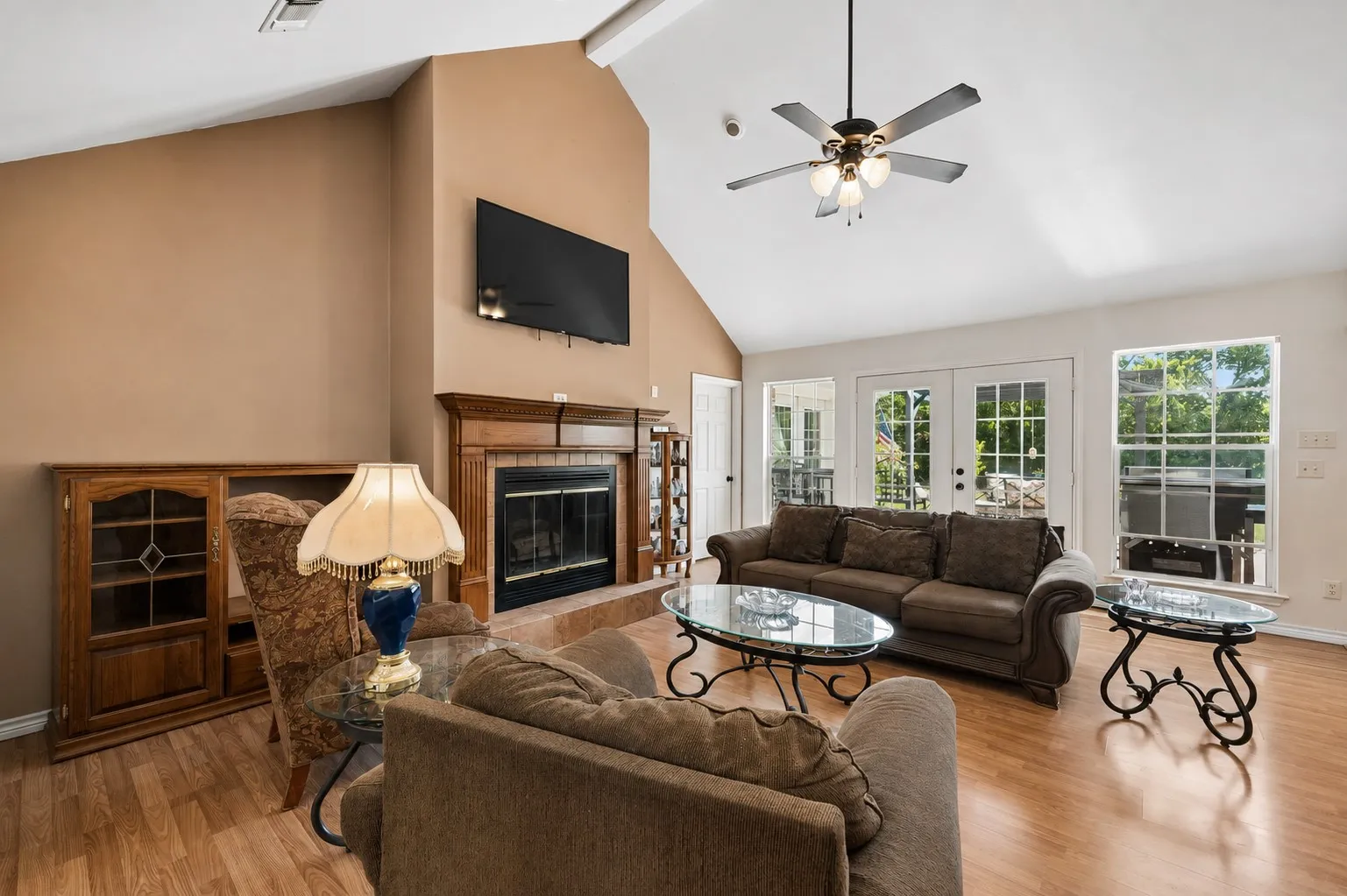 Single Family Residence For Sale in Hunt County , 2024 County Road 1034, Greenville, Texas 75401, 3 Bedroom, 2 Bathroom, 2 Garage spaces, 1,833 Sqft, built in 2010, mls#21355131, Real Estate Agent in Greenville, Homes For Sale in Hunt county, Homes For Sale in Greenville, Realtor in Greenville Texas, Real Estate Brokerage Independent Realty Texas, Luminita Cordes Realtor