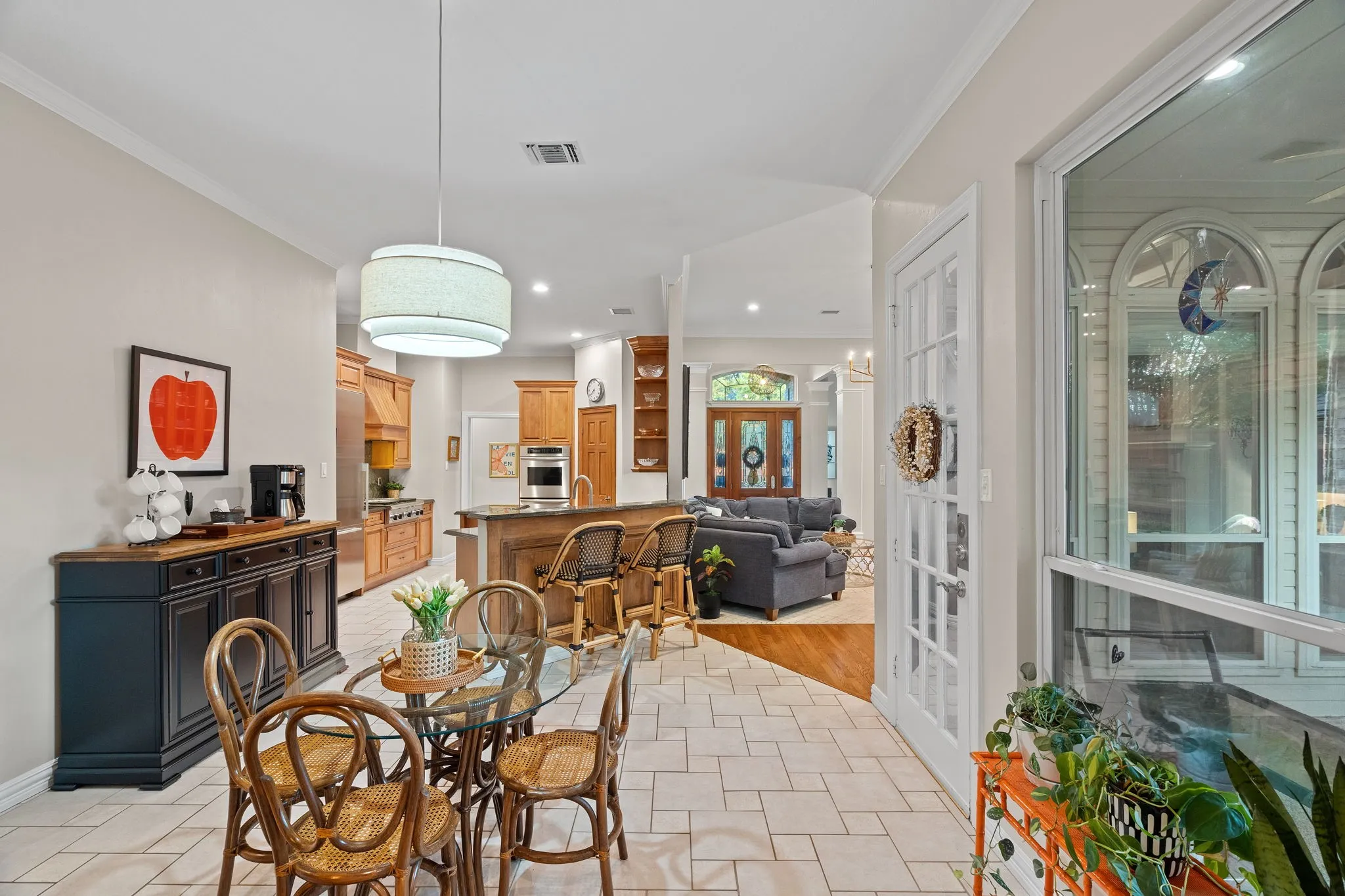 Single Family Residence For Sale in Collin County , 2913 Harkness Drive, Plano, Texas 75093, 4 Bedroom, 3 Bathroom, 2 Garage spaces, 2,648 Sqft, built in 1991, mls#21357358, Real Estate Agent in Plano, Homes For Sale in Collin county, Homes For Sale in Plano, Realtor in Plano Texas, Real Estate Brokerage Independent Realty Texas, Luminita Cordes Realtor