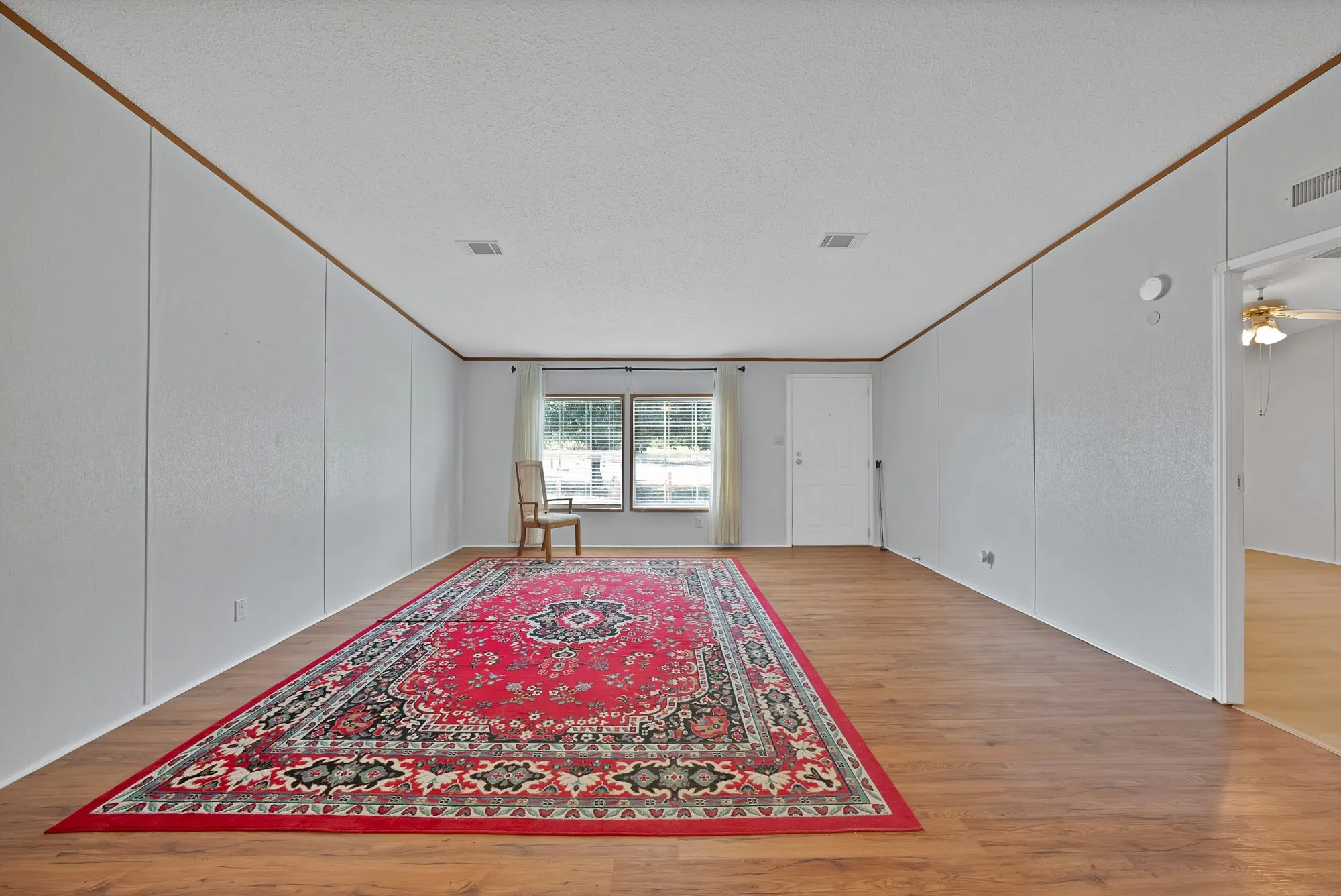 Mobile Home For Sale in Tarrant County , 212 Ponderosa Lane, Burleson, Texas 76028, 4 Bedroom, 3 Bathroom, Garage spaces, 2,304 Sqft, built in 2000, mls#21355883, Real Estate Agent in Burleson, Homes For Sale in Tarrant county, Homes For Sale in Burleson, Realtor in Burleson Texas, Real Estate Brokerage Independent Realty Texas, Luminita Cordes Realtor