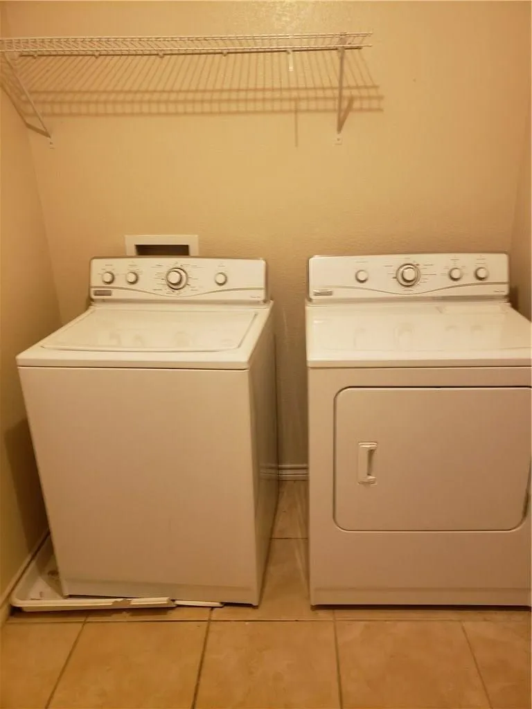 Apartment For Rent in Hunt County , 1618 Bois D Arc Street 101, Commerce, Texas 75428, 2 Bedroom, 2 Bathroom, Garage spaces, 1,000 Sqft, built in 2008, mls#21357364, Real Estate Agent in Commerce, Homes For Rent in Hunt county, Homes For Rent in Commerce, Realtor in Commerce Texas, Real Estate Brokerage Independent Realty Texas, Luminita Cordes Realtor