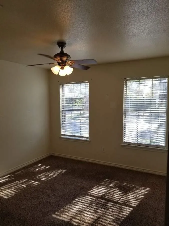 Apartment For Rent in Hunt County , 1618 Bois D Arc Street 101, Commerce, Texas 75428, 2 Bedroom, 2 Bathroom, Garage spaces, 1,000 Sqft, built in 2008, mls#21357364, Real Estate Agent in Commerce, Homes For Rent in Hunt county, Homes For Rent in Commerce, Realtor in Commerce Texas, Real Estate Brokerage Independent Realty Texas, Luminita Cordes Realtor