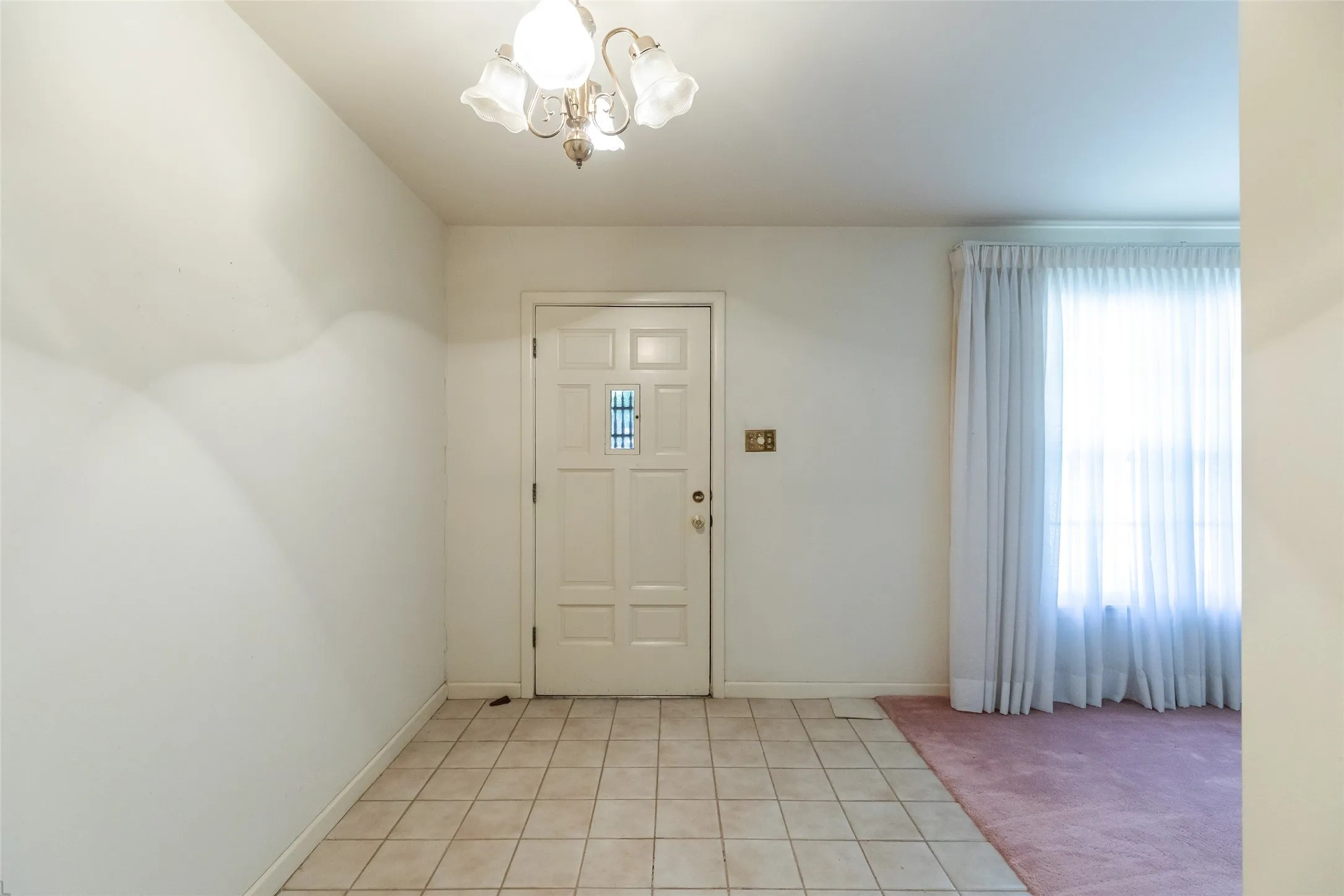 Single Family Residence For Sale in Taylor County , 2157 Ivanhoe Lane, Abilene, Texas 79605, 3 Bedroom, 2 Bathroom, 2 Garage spaces, 1,825 Sqft, built in 1957, mls#21357163, Real Estate Agent in Abilene, Homes For Sale in Taylor county, Homes For Sale in Abilene, Realtor in Abilene Texas, Real Estate Brokerage Independent Realty Texas, Luminita Cordes Realtor