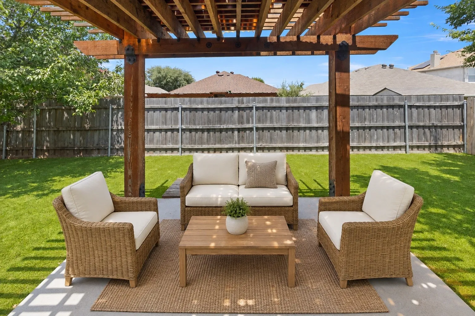 Single Family Residence For Sale in Tarrant County , 9224 Nathan Drive, White Settlement, Texas 76108, 4 Bedroom, 3 Bathroom, 2 Garage spaces, 2,308 Sqft, built in 2004, mls#21349076, Real Estate Agent in White Settlement, Homes For Sale in Tarrant county, Homes For Sale in White Settlement, Realtor in White Settlement Texas, Real Estate Brokerage Independent Realty Texas, Luminita Cordes Realtor