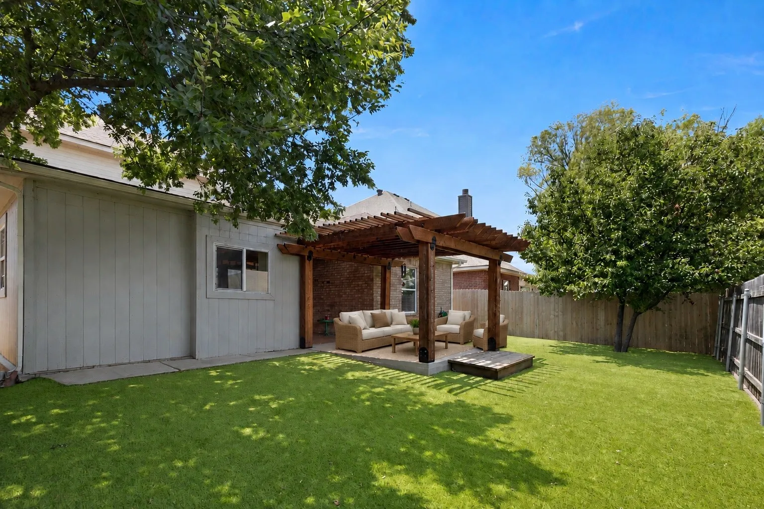 Single Family Residence For Sale in Tarrant County , 9224 Nathan Drive, White Settlement, Texas 76108, 4 Bedroom, 3 Bathroom, 2 Garage spaces, 2,308 Sqft, built in 2004, mls#21349076, Real Estate Agent in White Settlement, Homes For Sale in Tarrant county, Homes For Sale in White Settlement, Realtor in White Settlement Texas, Real Estate Brokerage Independent Realty Texas, Luminita Cordes Realtor