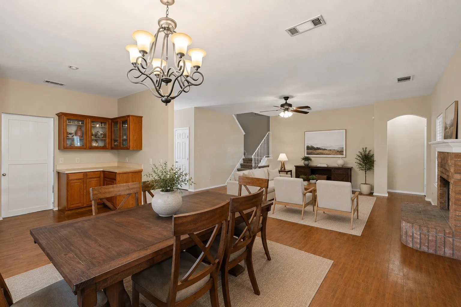 Single Family Residence For Sale in Tarrant County , 9224 Nathan Drive, White Settlement, Texas 76108, 4 Bedroom, 3 Bathroom, 2 Garage spaces, 2,308 Sqft, built in 2004, mls#21349076, Real Estate Agent in White Settlement, Homes For Sale in Tarrant county, Homes For Sale in White Settlement, Realtor in White Settlement Texas, Real Estate Brokerage Independent Realty Texas, Luminita Cordes Realtor