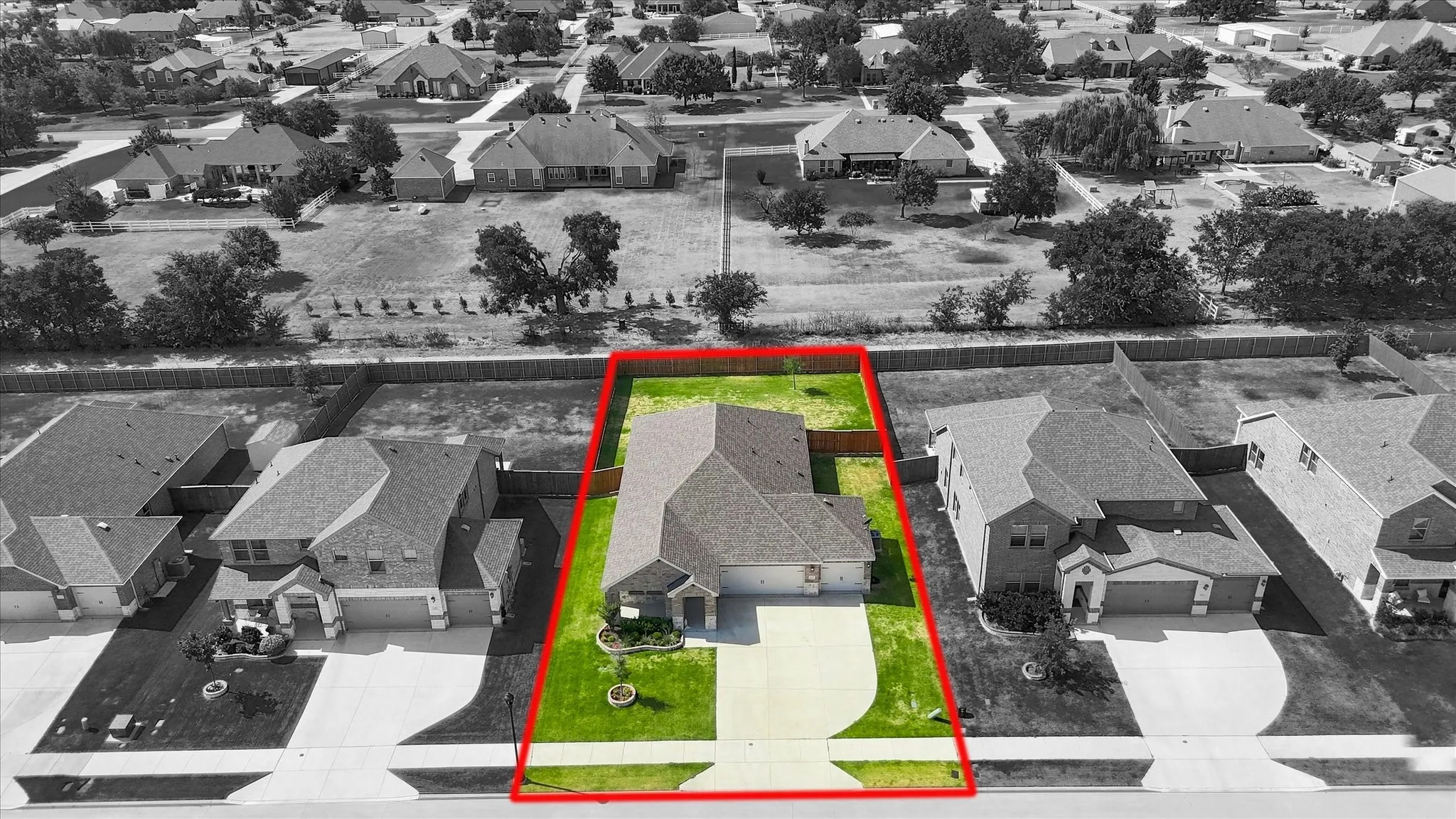 Single Family Residence For Sale in Tarrant County , 2109 Draco Drive, Haslet, Texas 76052, 3 Bedroom, 2 Bathroom, 3 Garage spaces, 1,837 Sqft, built in 2022, mls#21352879, Real Estate Agent in Haslet, Homes For Sale in Tarrant county, Homes For Sale in Haslet, Realtor in Haslet Texas, Real Estate Brokerage Independent Realty Texas, Luminita Cordes Realtor