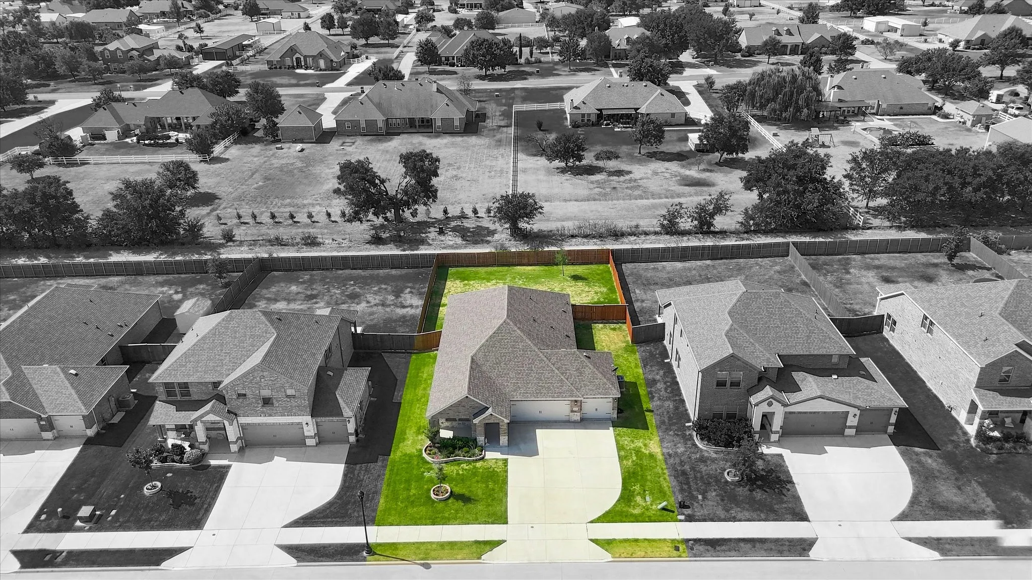 Single Family Residence For Sale in Tarrant County , 2109 Draco Drive, Haslet, Texas 76052, 3 Bedroom, 2 Bathroom, 3 Garage spaces, 1,837 Sqft, built in 2022, mls#21352879, Real Estate Agent in Haslet, Homes For Sale in Tarrant county, Homes For Sale in Haslet, Realtor in Haslet Texas, Real Estate Brokerage Independent Realty Texas, Luminita Cordes Realtor