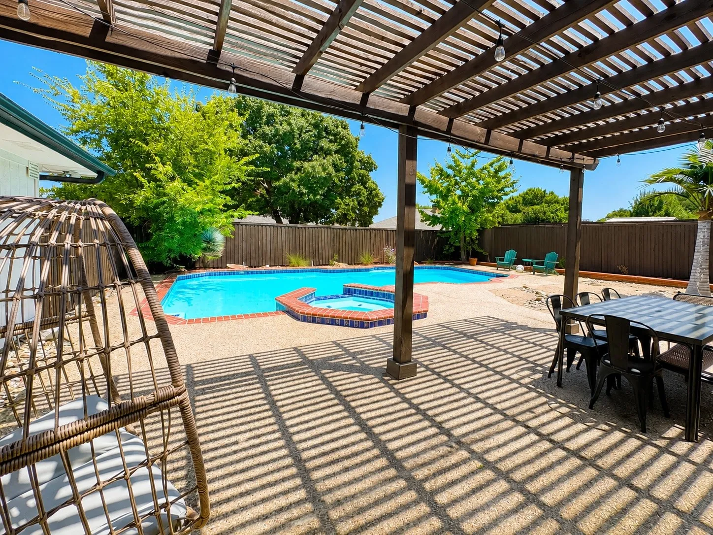 Single Family Residence For Sale in Collin County , 3612 Tumbril Lane, Plano, Texas 75023, 4 Bedroom, 3 Bathroom, 2 Garage spaces, 2,635 Sqft, built in 1983, mls#21357156, Real Estate Agent in Plano, Homes For Sale in Collin county, Homes For Sale in Plano, Realtor in Plano Texas, Real Estate Brokerage Independent Realty Texas, Luminita Cordes Realtor