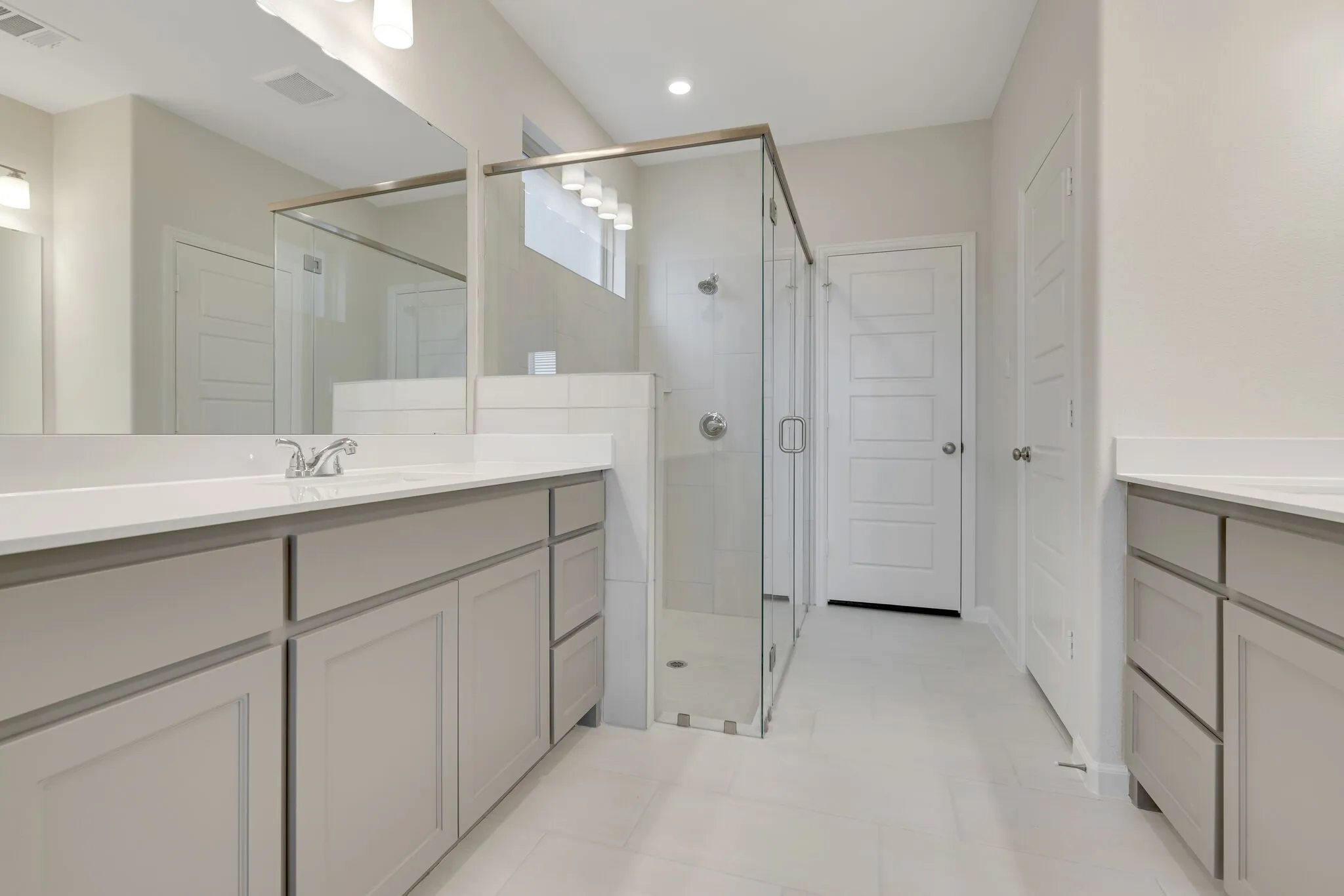 Single Family Residence For Rent in Wise County , 157 Palo Duro Bend, Rhome, Texas 76078, 3 Bedroom, 3 Bathroom, 2 Garage spaces, 2,330 Sqft, built in 2023, mls#21349191, Real Estate Agent in Rhome, Homes For Rent in Wise county, Homes For Rent in Rhome, Realtor in Rhome Texas, Real Estate Brokerage Independent Realty Texas, Luminita Cordes Realtor