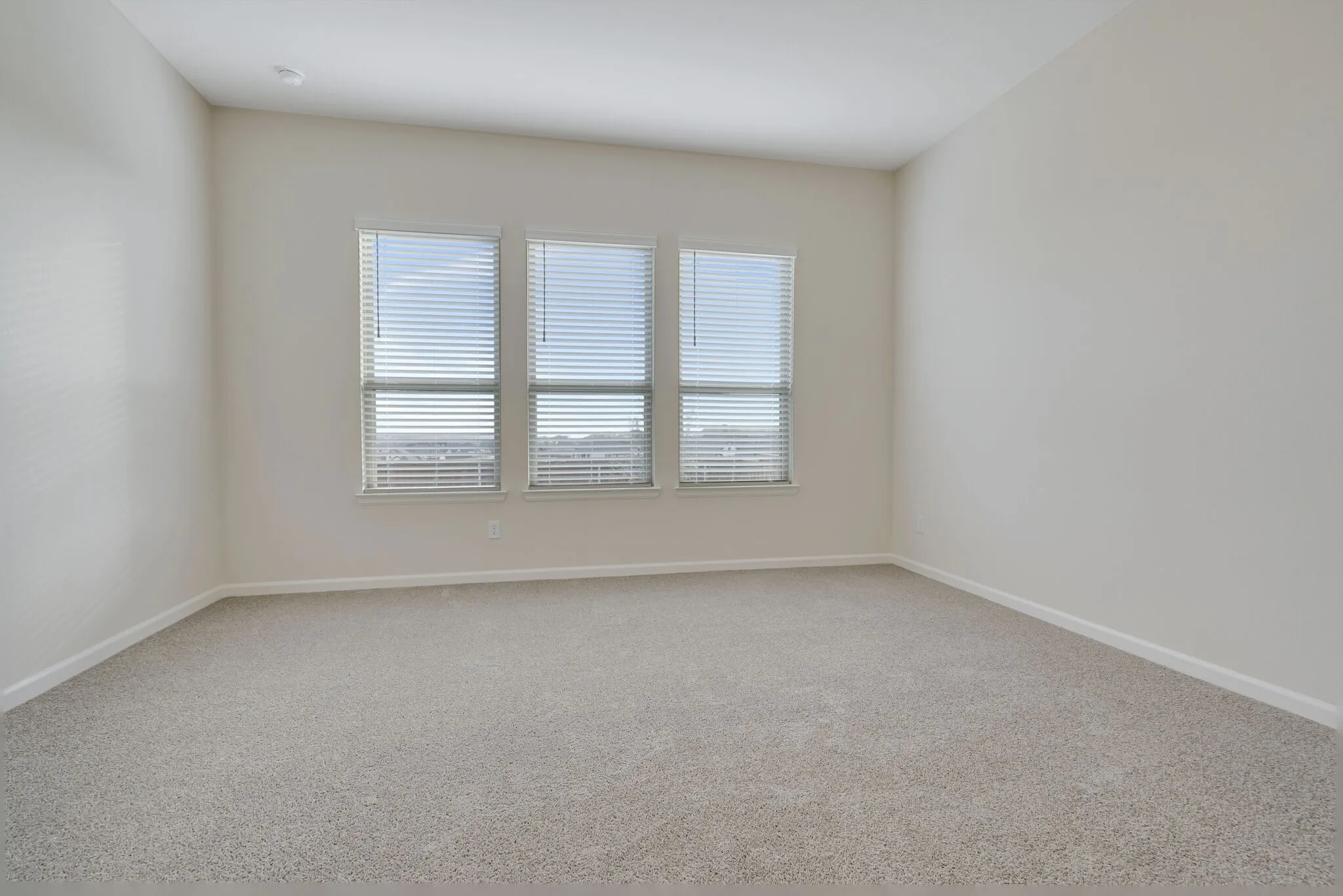 Single Family Residence For Rent in Wise County , 157 Palo Duro Bend, Rhome, Texas 76078, 3 Bedroom, 3 Bathroom, 2 Garage spaces, 2,330 Sqft, built in 2023, mls#21349191, Real Estate Agent in Rhome, Homes For Rent in Wise county, Homes For Rent in Rhome, Realtor in Rhome Texas, Real Estate Brokerage Independent Realty Texas, Luminita Cordes Realtor