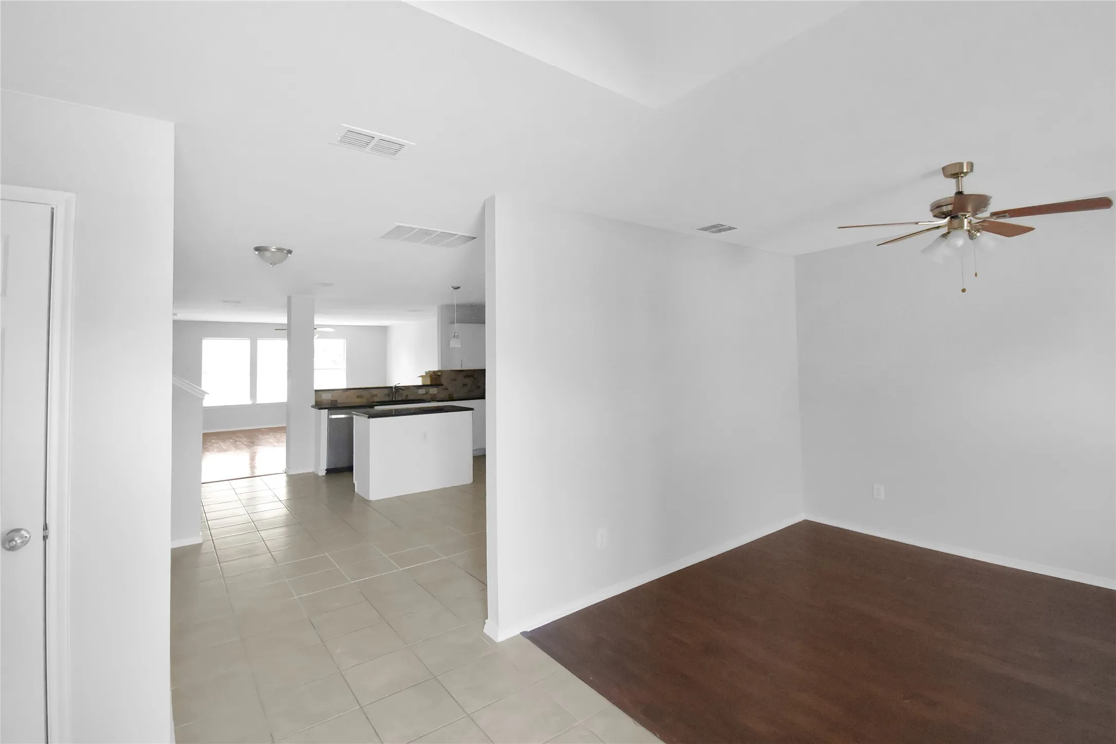 Single Family Residence For Rent in Collin County , 2905 Frontier Lane, Mc Kinney, Texas 75071, 4 Bedroom, 3 Bathroom, 2 Garage spaces, 2,614 Sqft, built in 2002, mls#21356680, Real Estate Agent in Mc Kinney, Homes For Rent in Collin county, Homes For Rent in Mc Kinney, Realtor in Mc Kinney Texas, Real Estate Brokerage Independent Realty Texas, Luminita Cordes Realtor