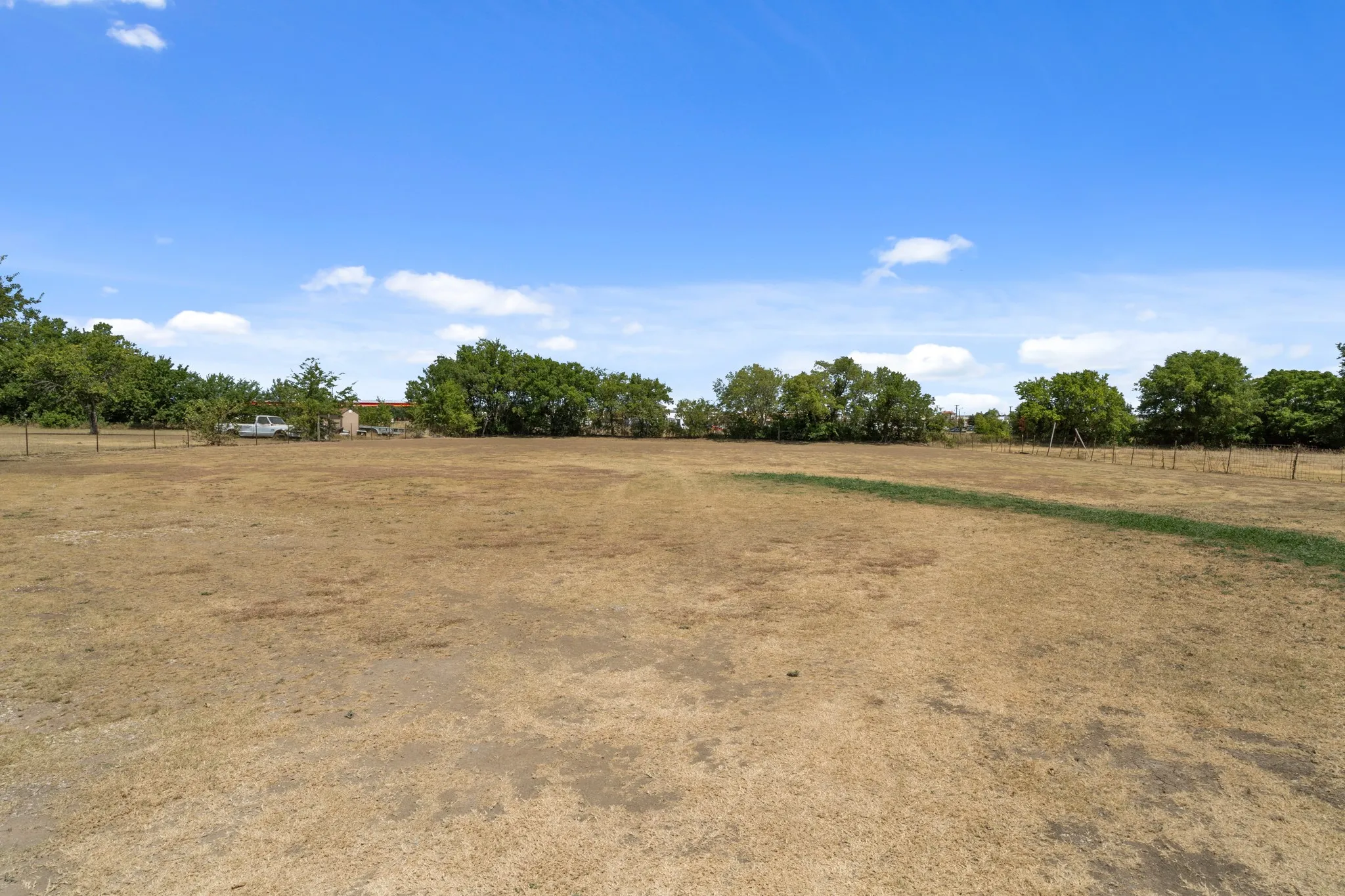 Manufactured Home For Sale in Collin County , 1695 Eastwood Road, Melissa, Texas 75454, 3 Bedroom, 2 Bathroom, 2 Garage spaces, 1,862 Sqft, built in 1969, Price $399,990, mls#21357295, Real Estate Agent in Melissa, Homes For Sale in Collin county, Homes For Sale in Melissa, Realtor in Melissa Texas, Real Estate Brokerage Independent Realty Texas, Luminita Cordes Realtor
