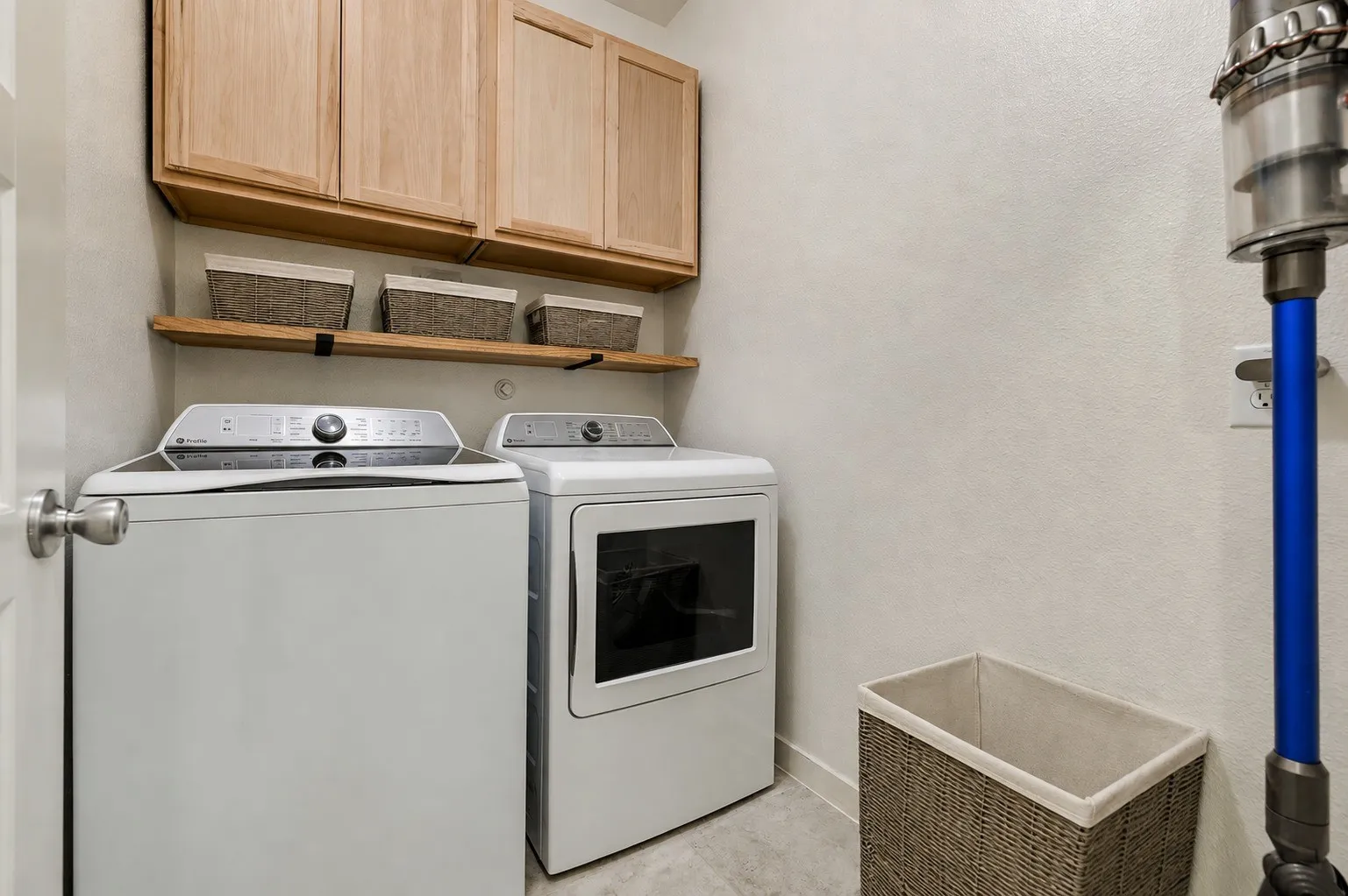 Single Family Residence For Sale in Collin County , 600 Overton Avenue, Celina, Texas 75009, 4 Bedroom, 3 Bathroom, 2 Garage spaces, 2,114 Sqft, built in 2017, mls#21356062, Real Estate Agent in Celina, Homes For Sale in Collin county, Homes For Sale in Celina, Realtor in Celina Texas, Real Estate Brokerage Independent Realty Texas, Luminita Cordes Realtor