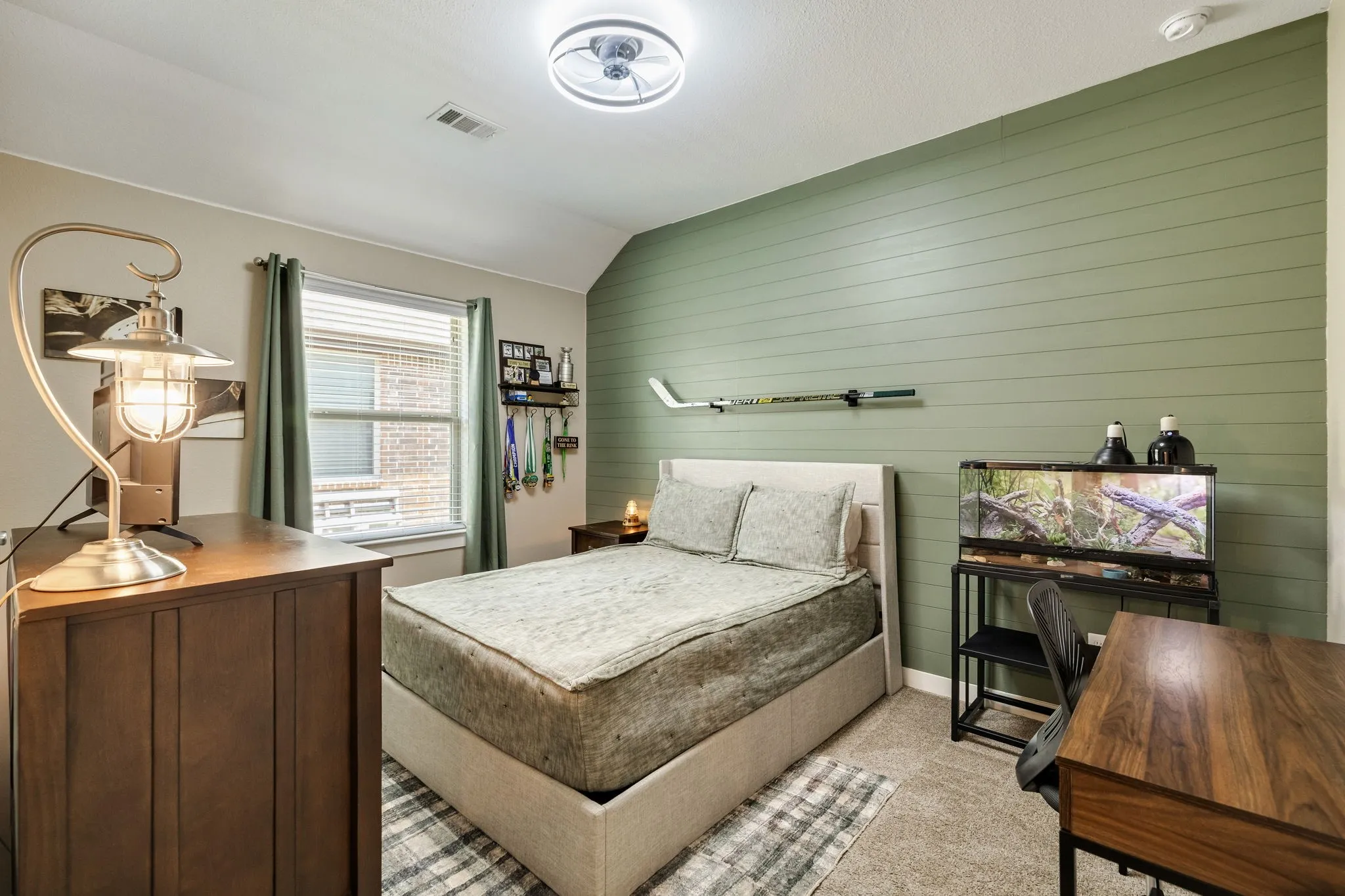 Single Family Residence For Sale in Collin County , 600 Overton Avenue, Celina, Texas 75009, 4 Bedroom, 3 Bathroom, 2 Garage spaces, 2,114 Sqft, built in 2017, mls#21356062, Real Estate Agent in Celina, Homes For Sale in Collin county, Homes For Sale in Celina, Realtor in Celina Texas, Real Estate Brokerage Independent Realty Texas, Luminita Cordes Realtor