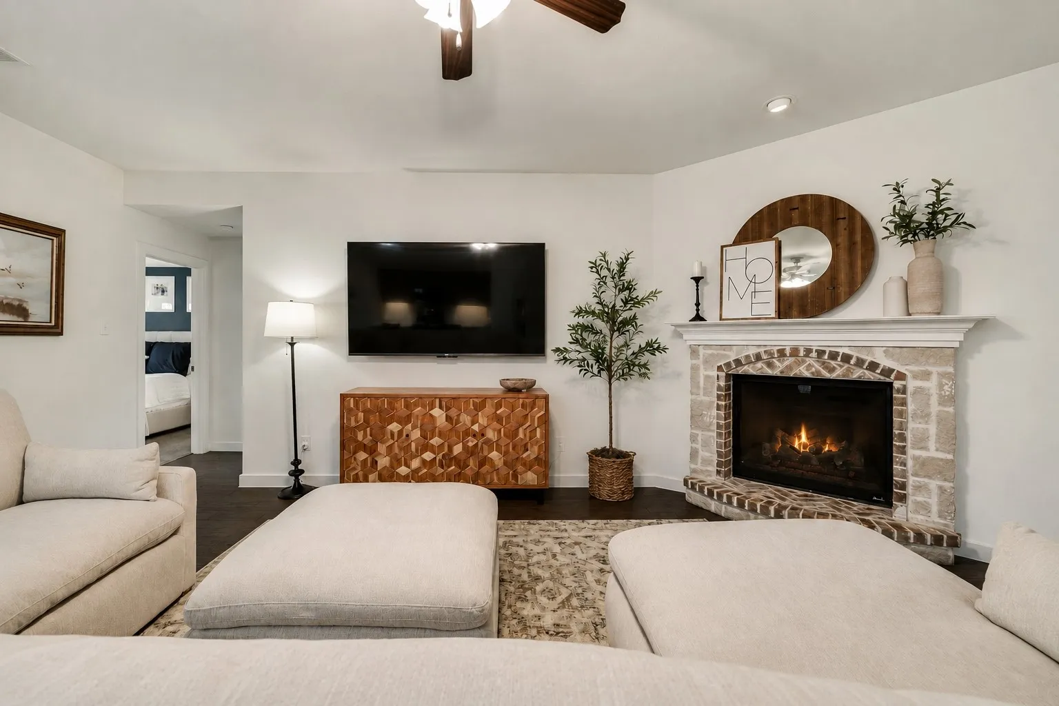 Single Family Residence For Sale in Collin County , 600 Overton Avenue, Celina, Texas 75009, 4 Bedroom, 3 Bathroom, 2 Garage spaces, 2,114 Sqft, built in 2017, mls#21356062, Real Estate Agent in Celina, Homes For Sale in Collin county, Homes For Sale in Celina, Realtor in Celina Texas, Real Estate Brokerage Independent Realty Texas, Luminita Cordes Realtor