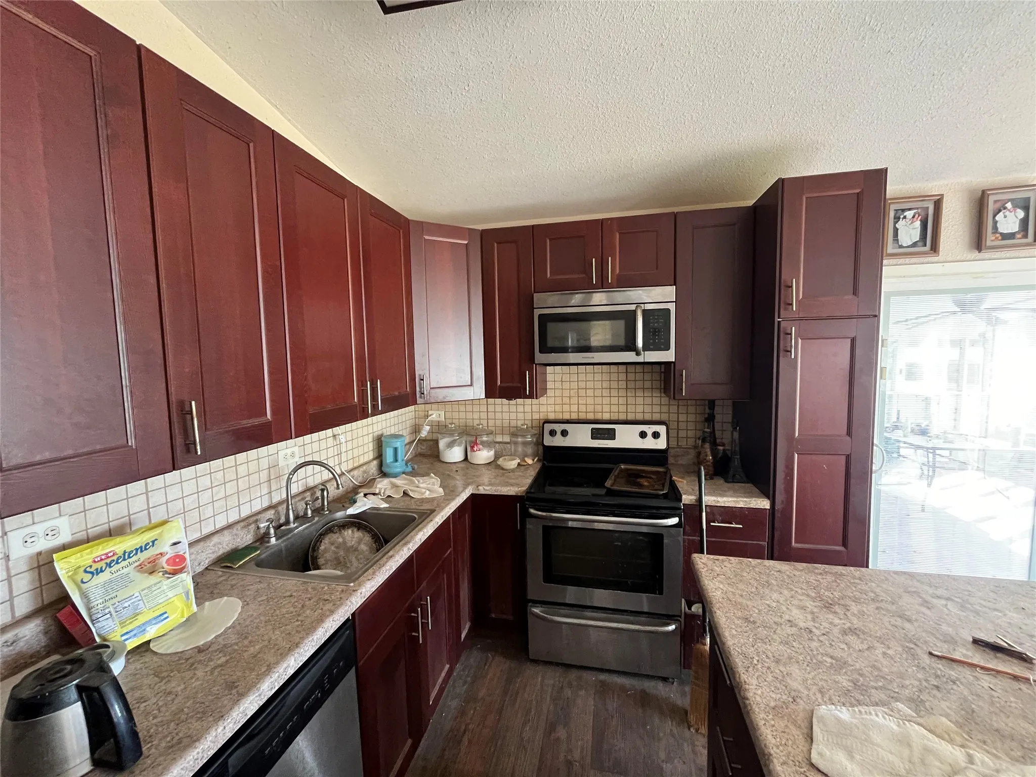 Single Family Residence For Sale in Limestone County , 415 Fm 2681, Mexia, Texas 76667, 2 Bedroom, 1 Bathroom, Garage spaces, 1,080 Sqft, built in 1969, mls#21356673, Real Estate Agent in Mexia, Homes For Sale in Limestone county, Homes For Sale in Mexia, Realtor in Mexia Texas, Real Estate Brokerage Independent Realty Texas, Luminita Cordes Realtor